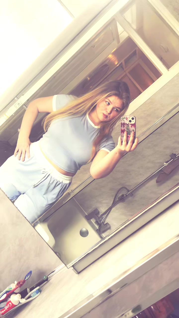 @XxlolaharrisXx