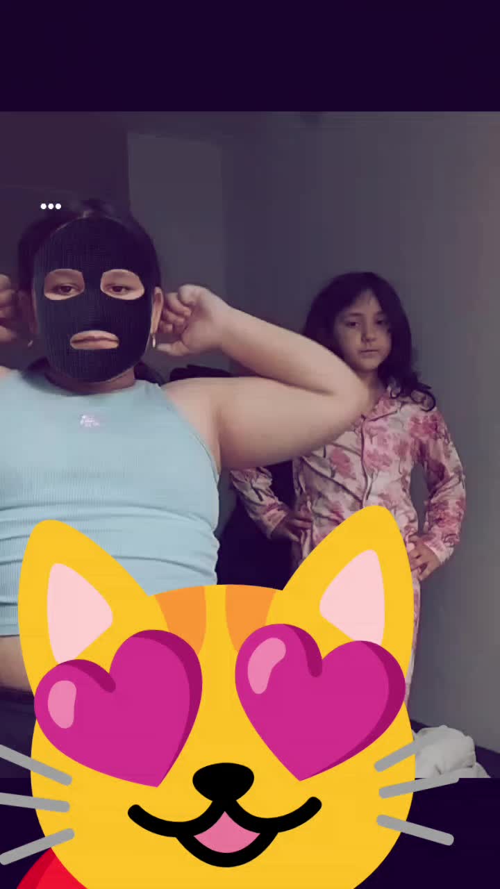 @Ba_ru_nka_tomanova 😻