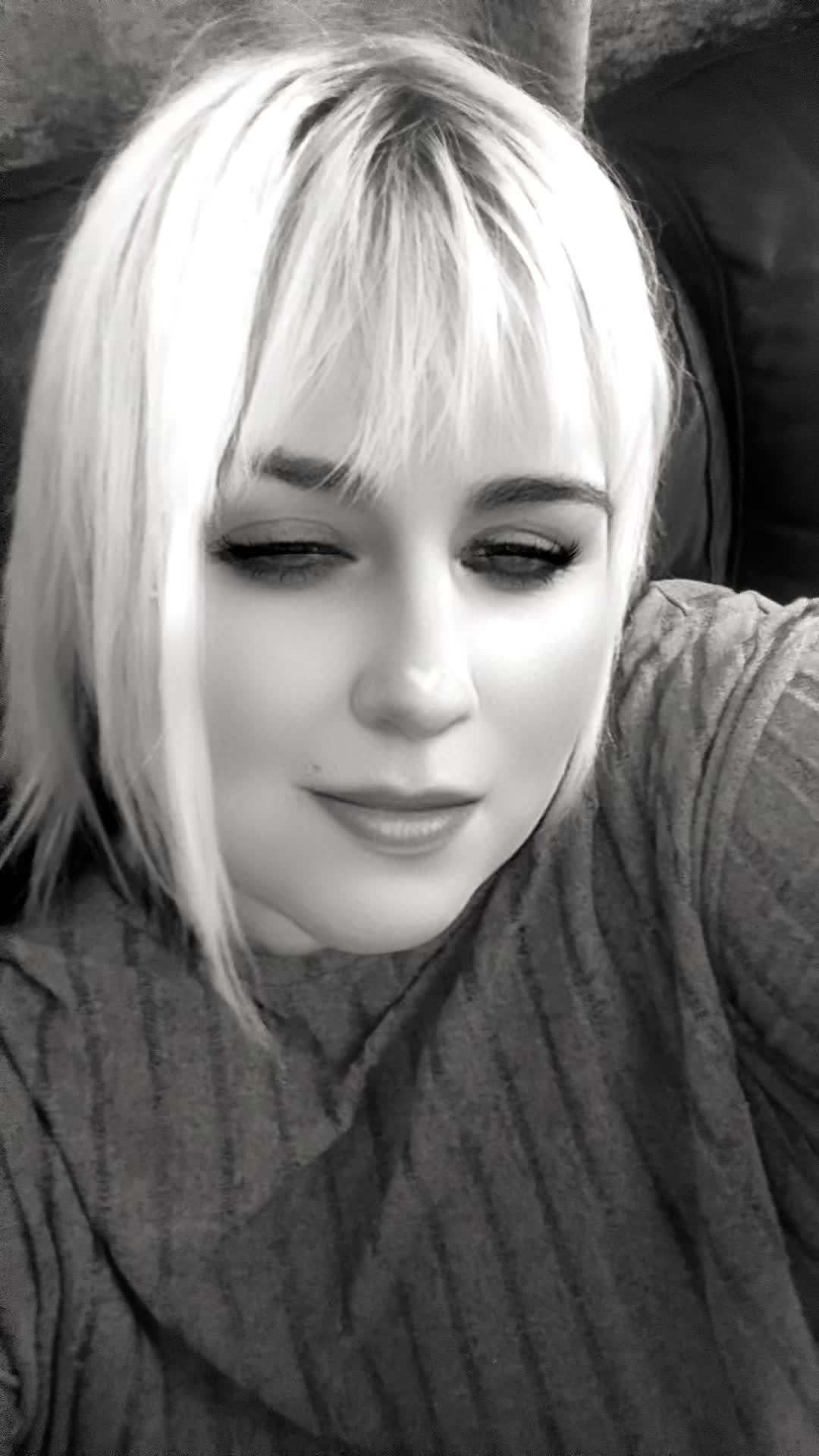 @💕Nikkiqueenpositvity 🏳️&zwj;🌈💕