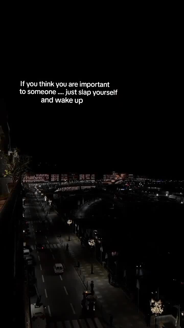 @H Ä س E E B