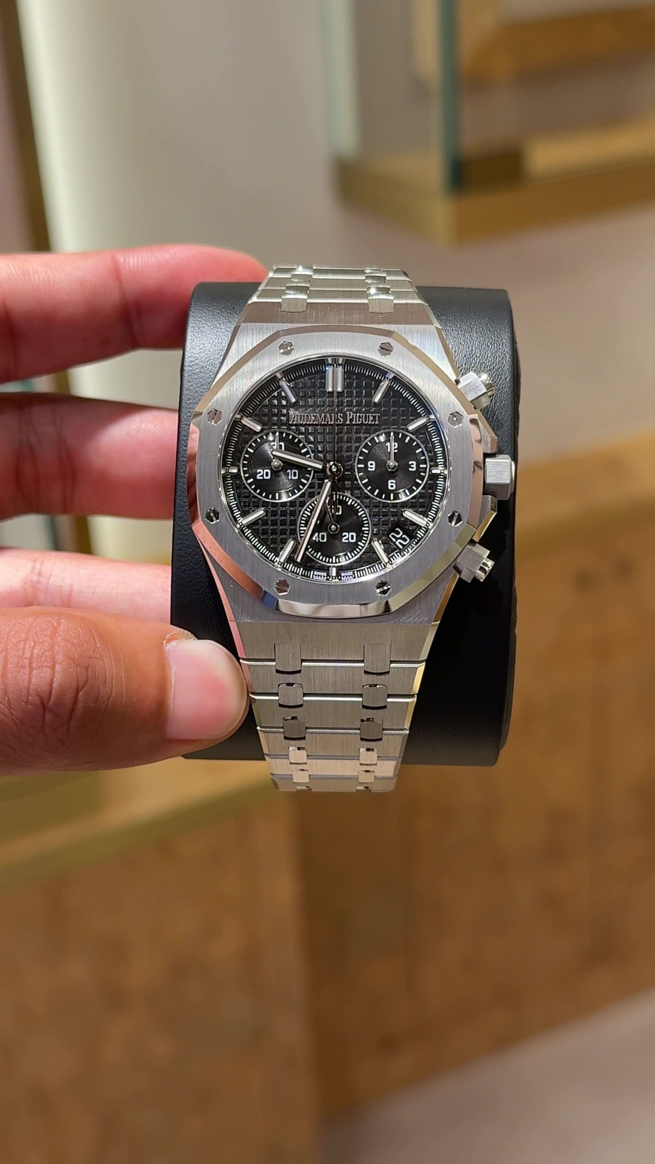 @Luxe Watches