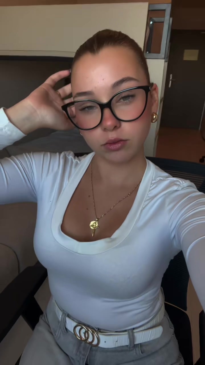 @𝕀𝕣𝕖𝕟𝕖