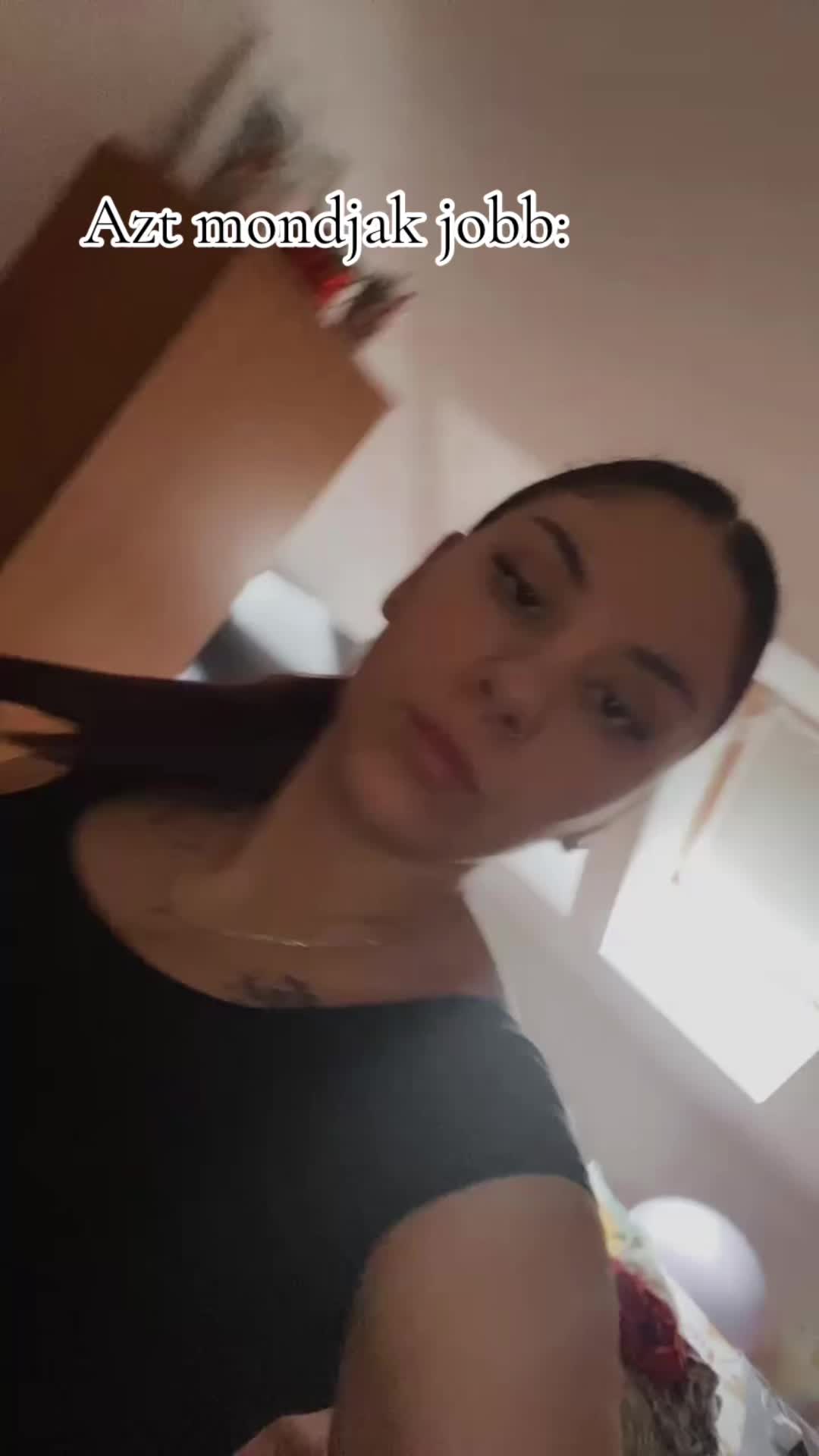 @Bogi Csurgó
