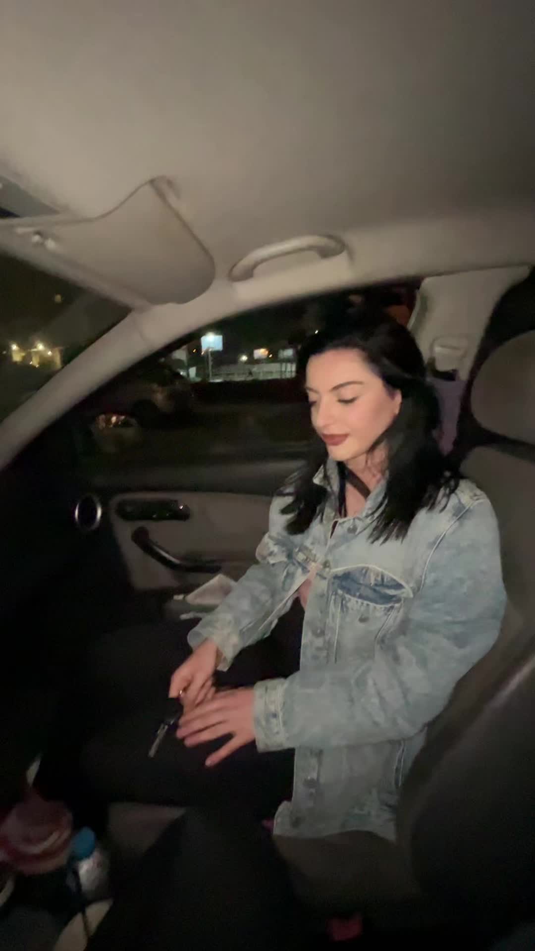 @kwnstantinaa