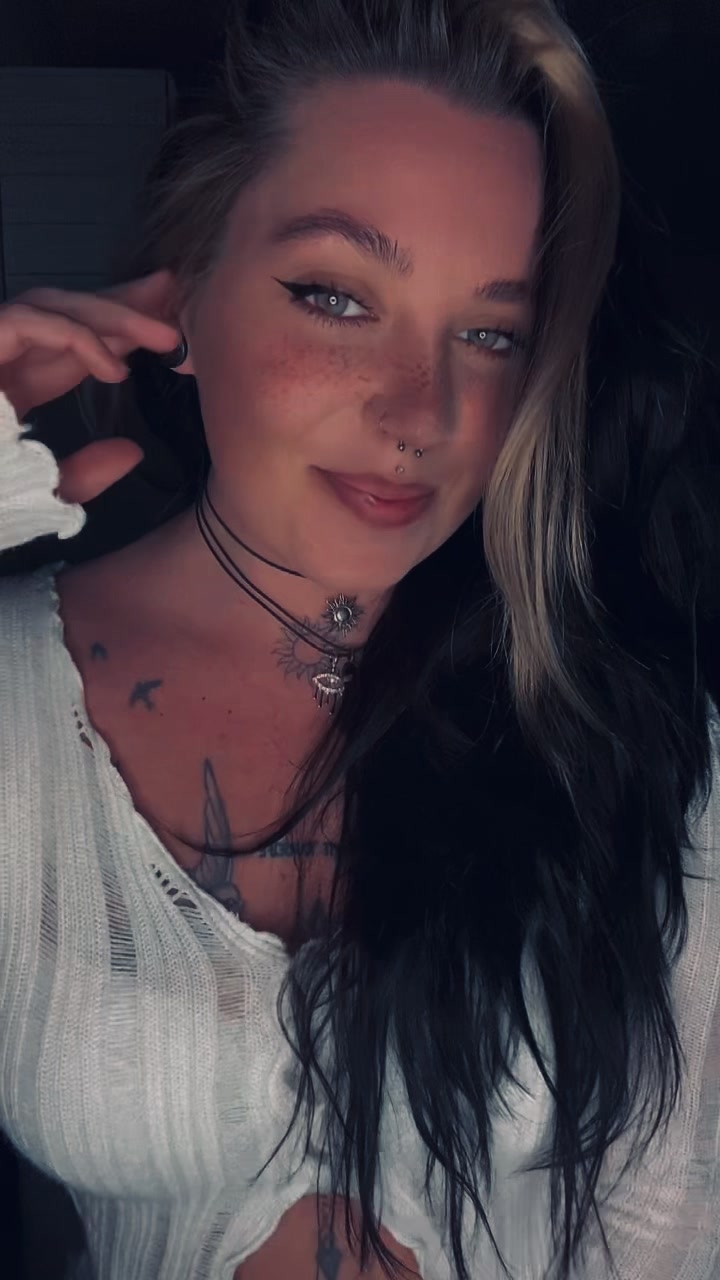 @Chrissy 🔮🕉