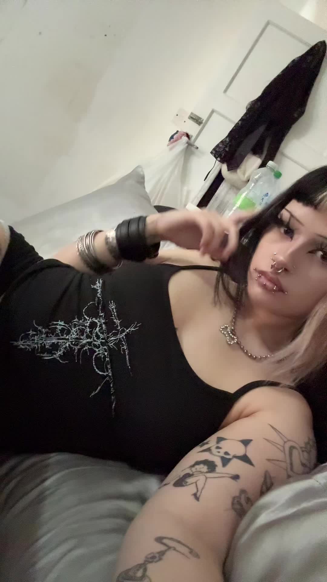 @nottkayley