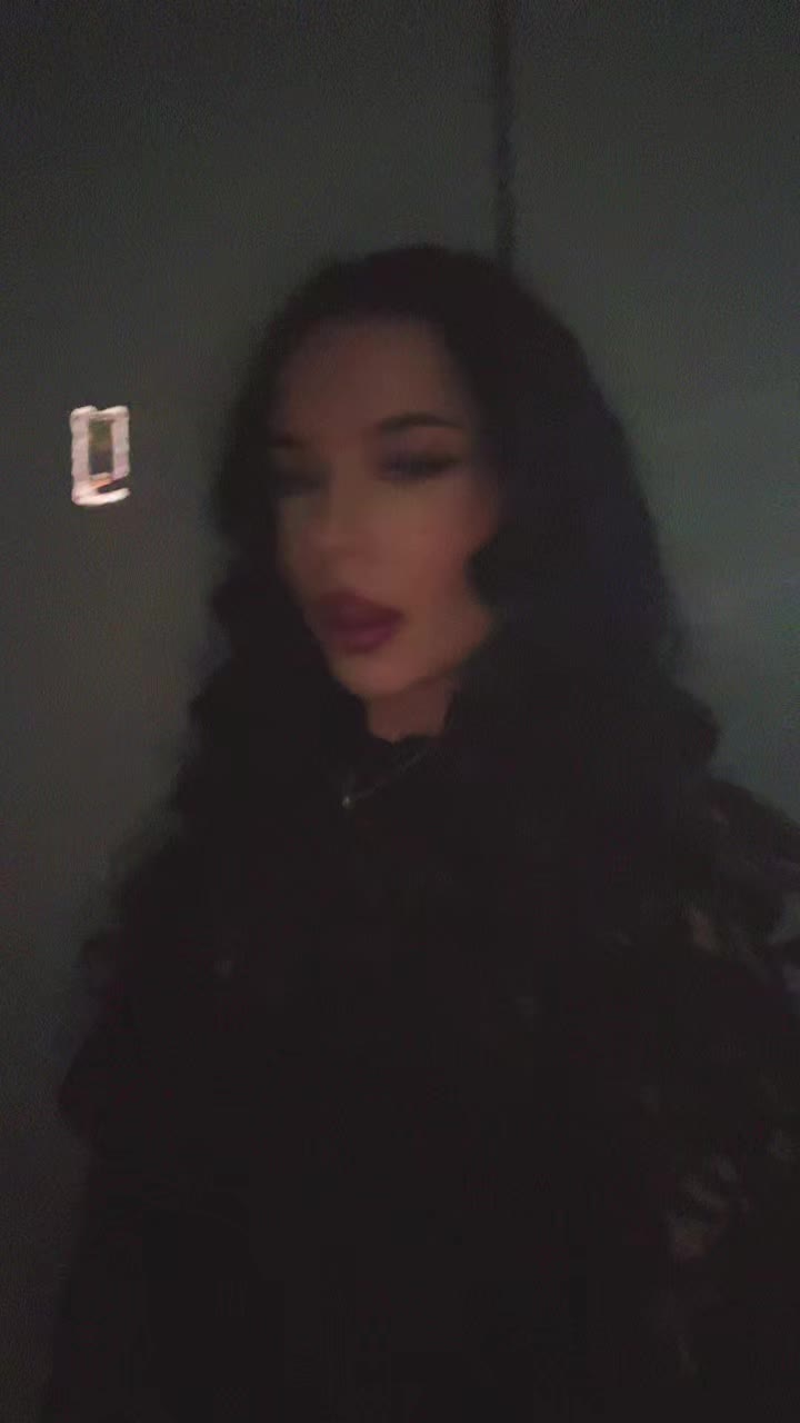 @🐰