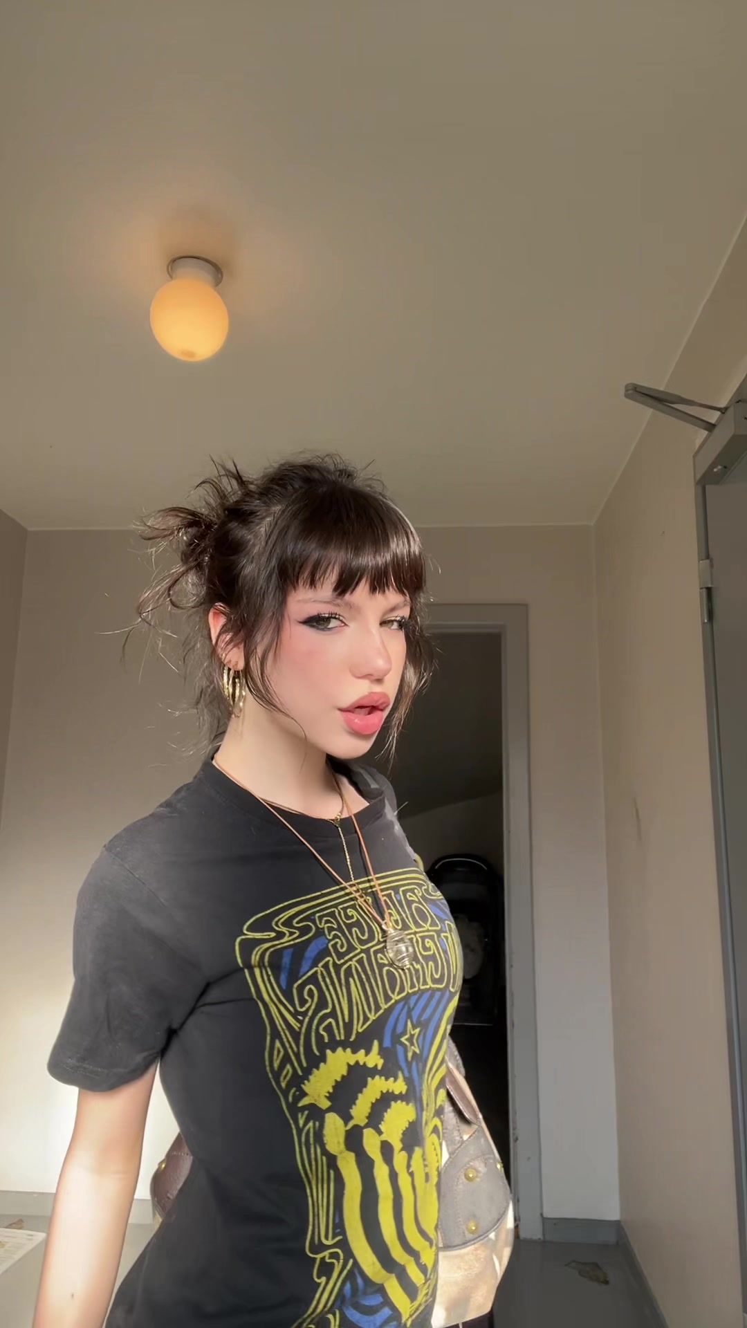 @𝐿𝒾𝒶
