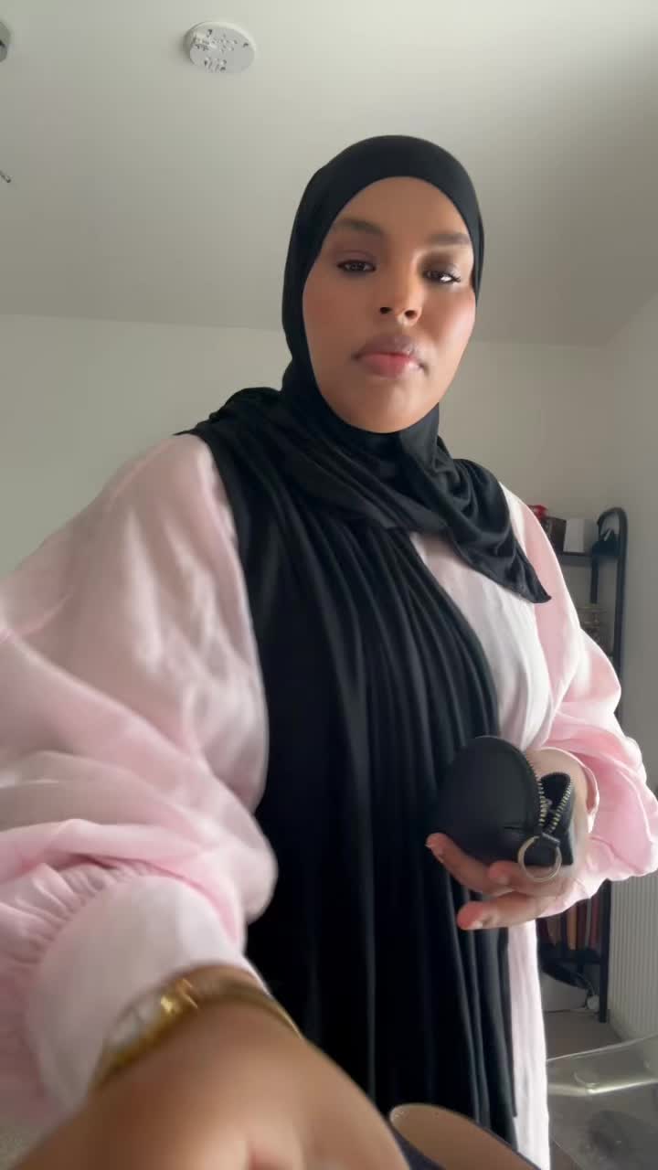 @Aisha🧸