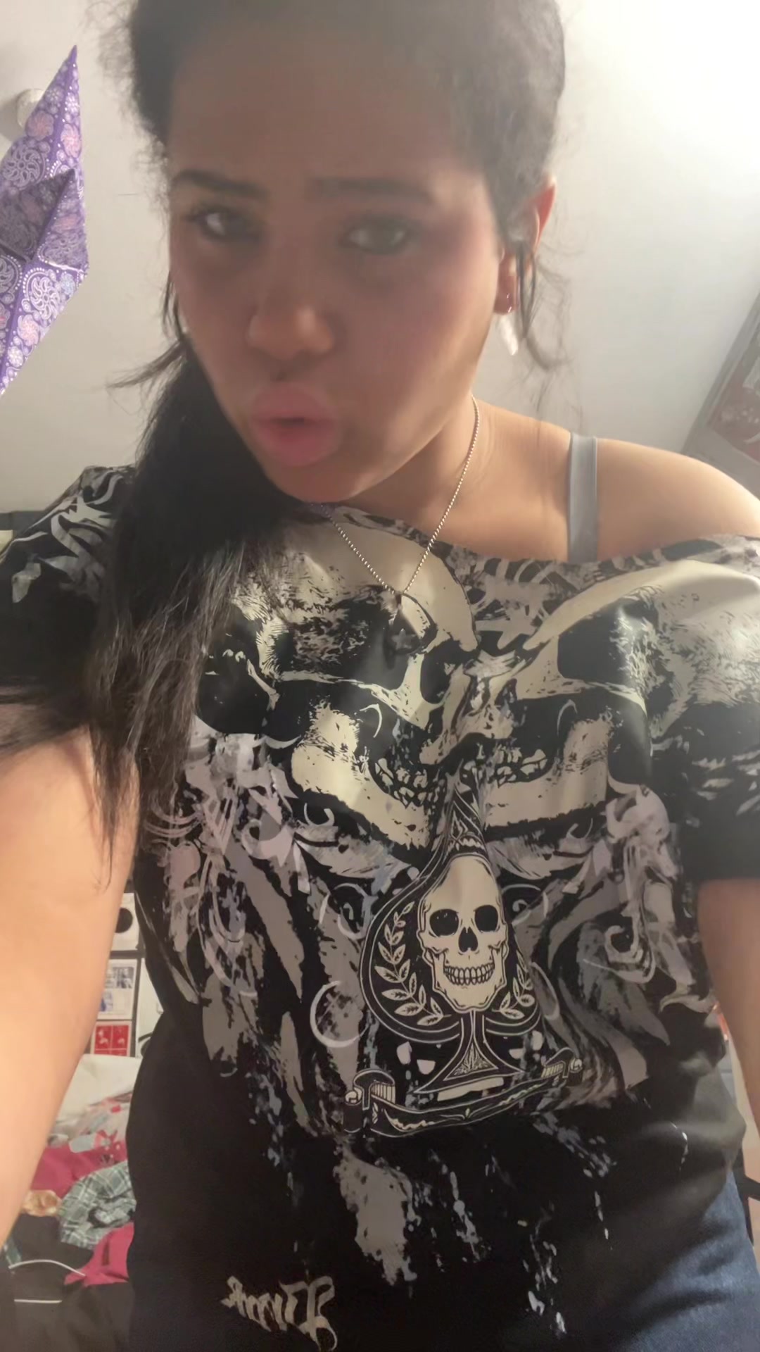 @Ellie🥀