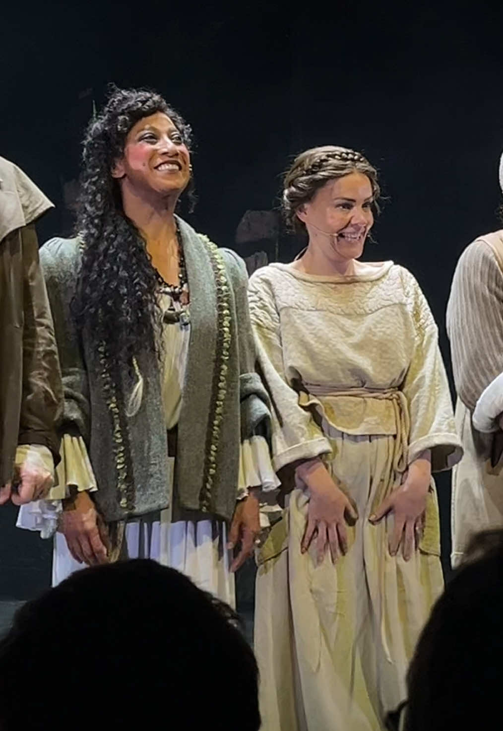 @Officialtheatrecarousel