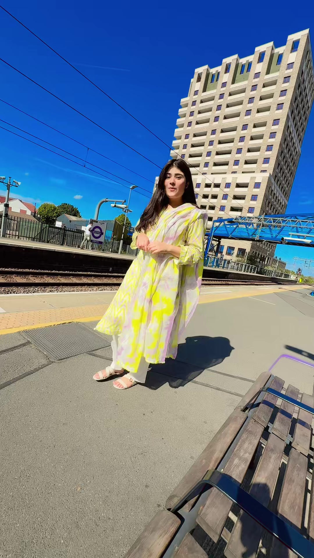 @LARAIB