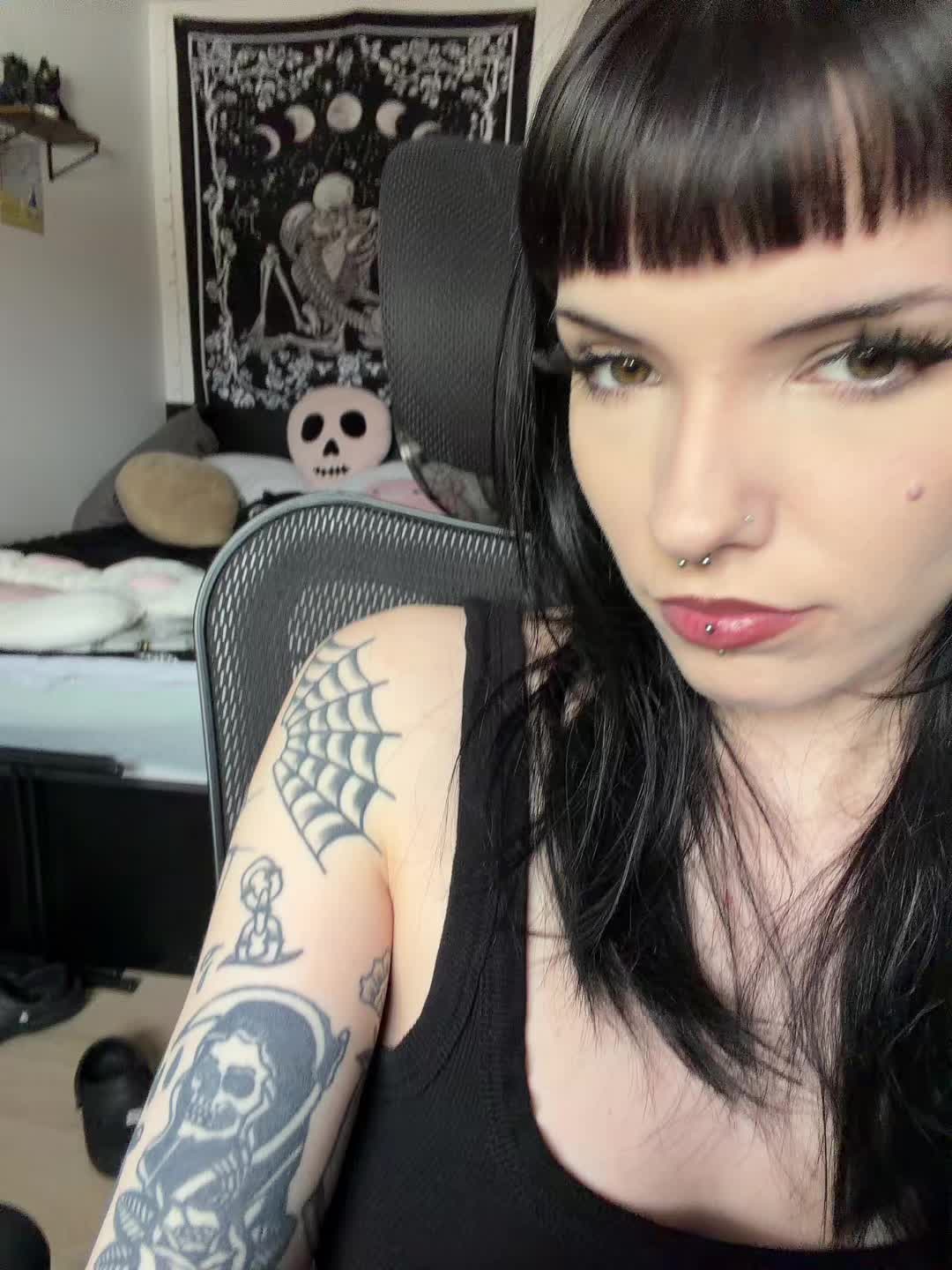 @chloe ⎕