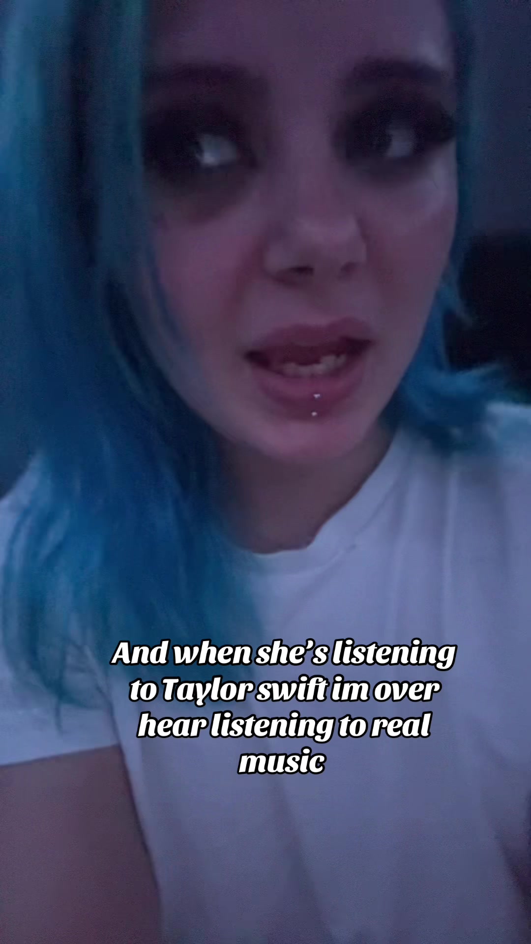 @Sienna 🧟♀️🏹