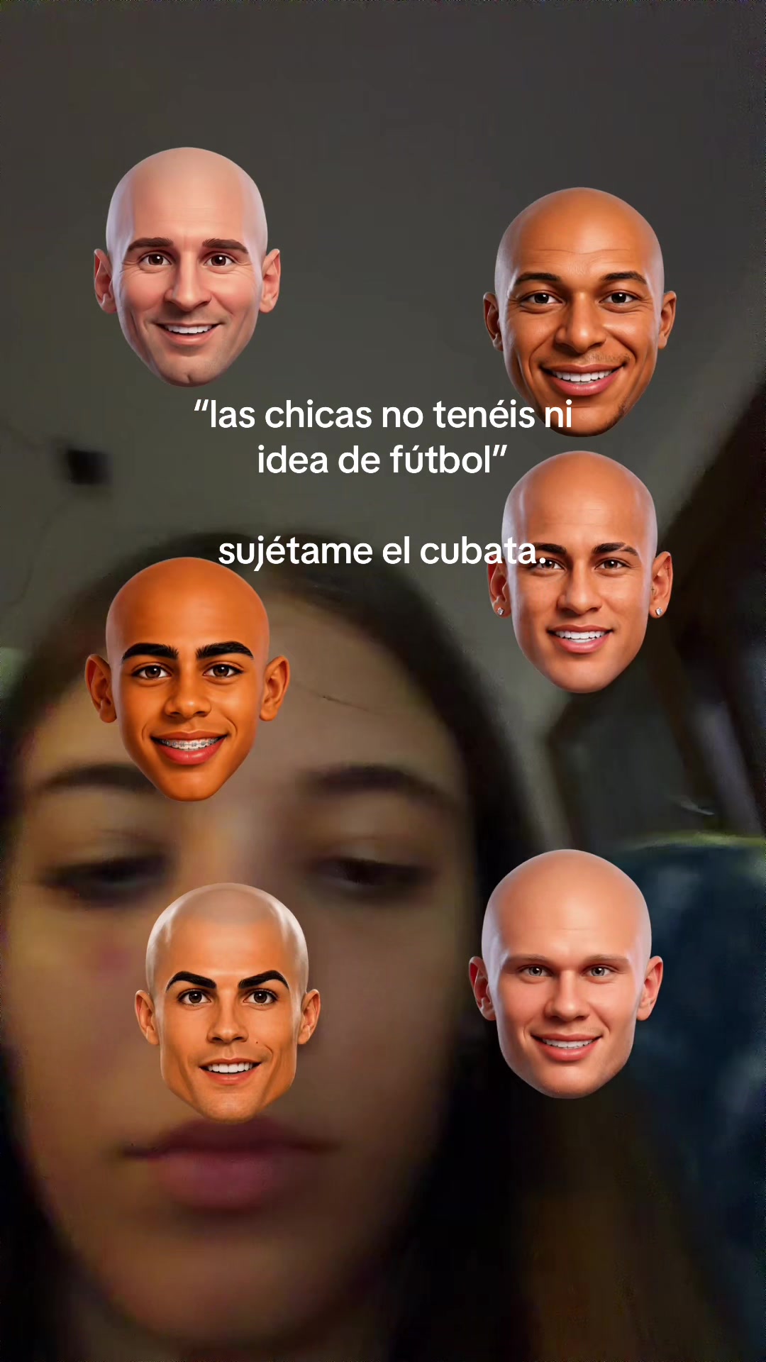 @𝒢