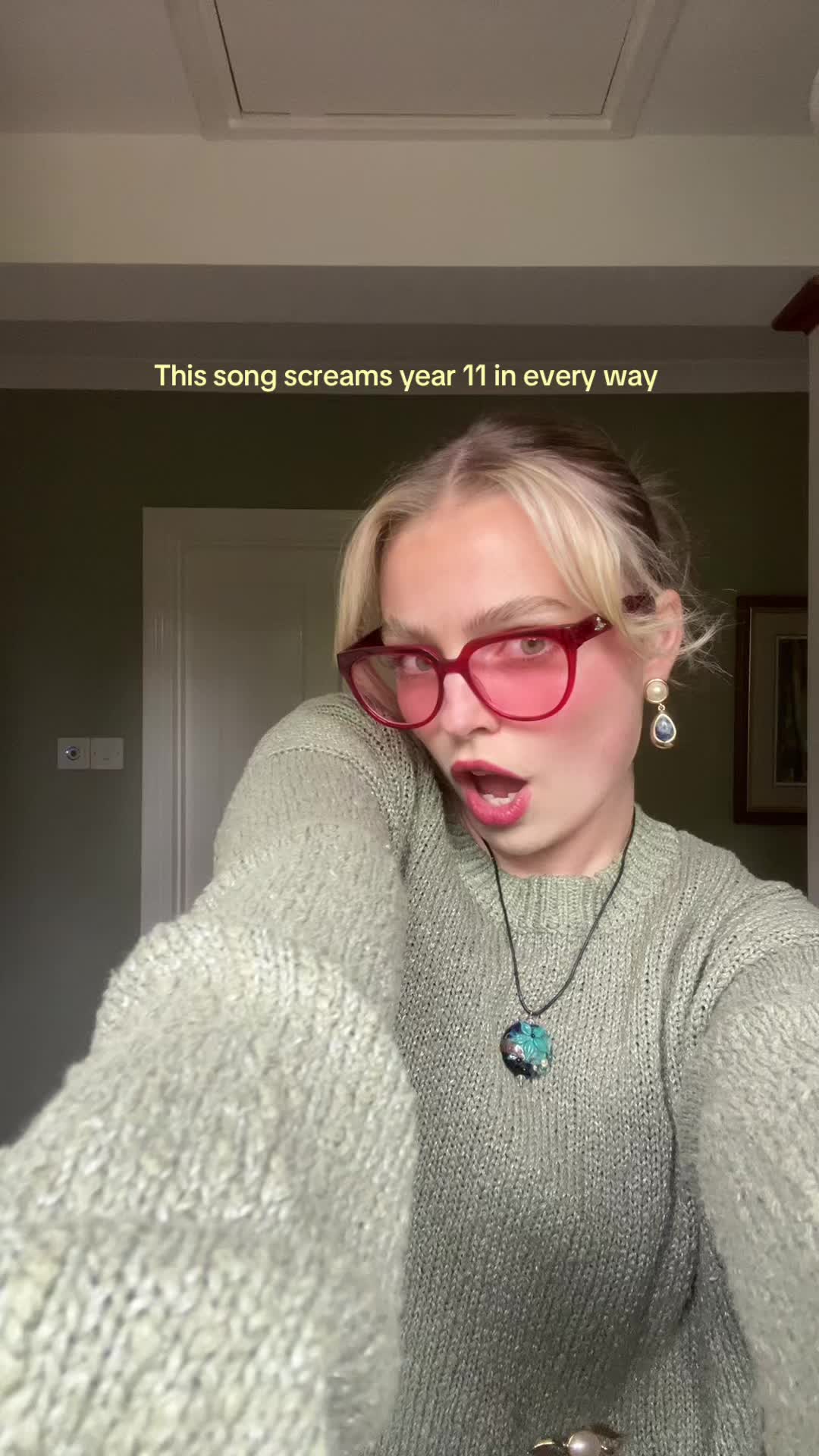 @elespreck