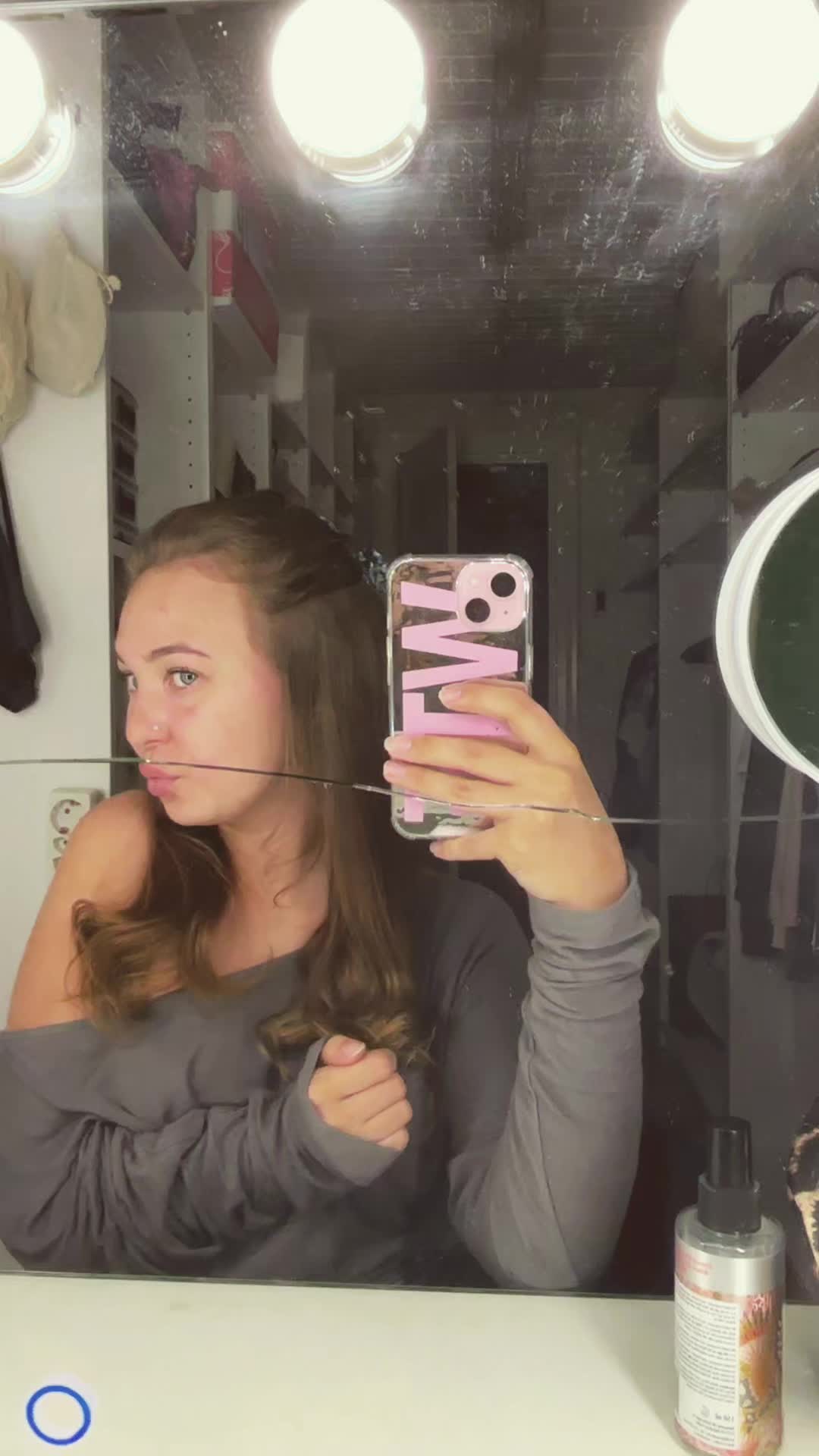 @emilia0313