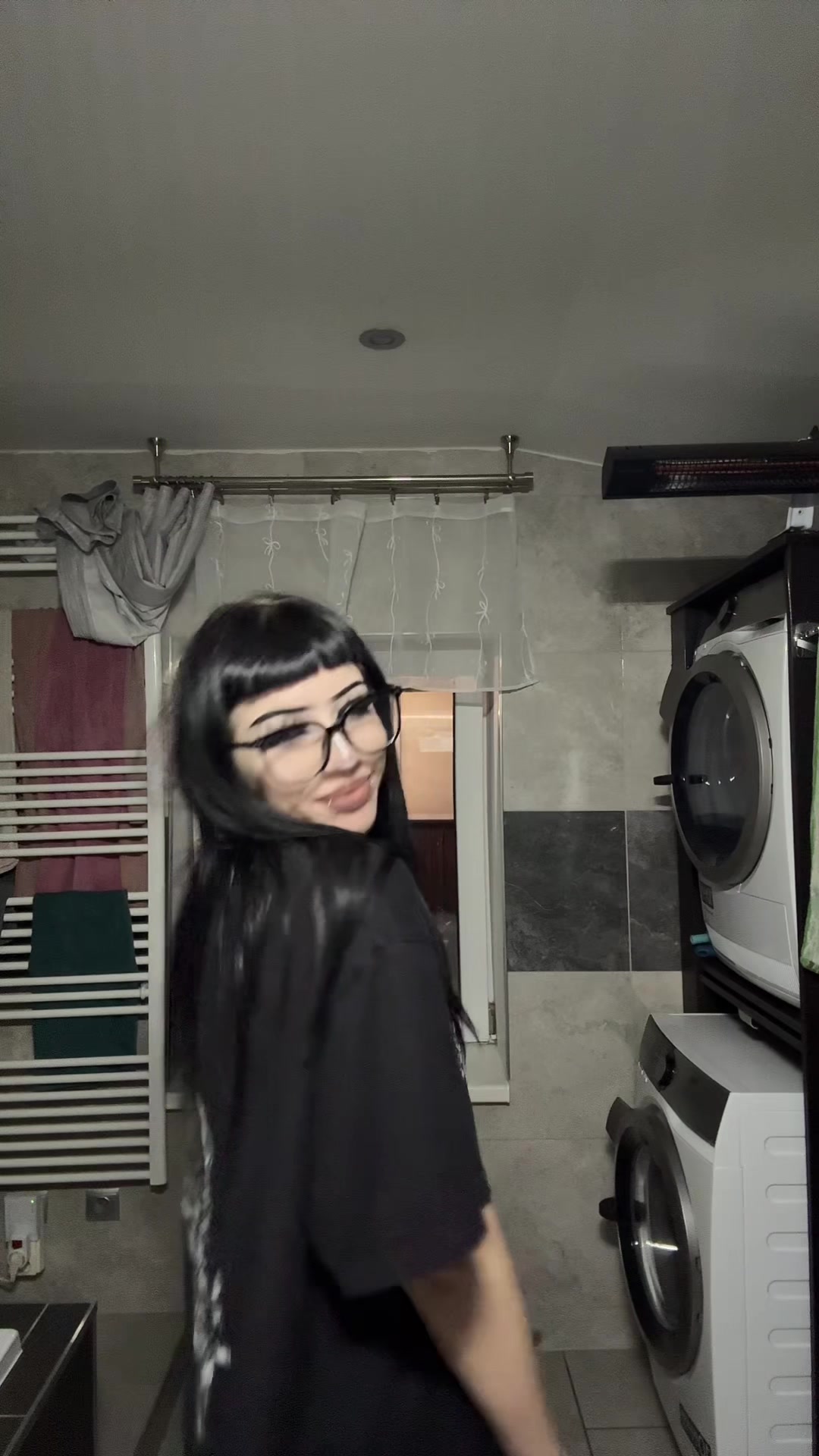 @Olmtrxsh