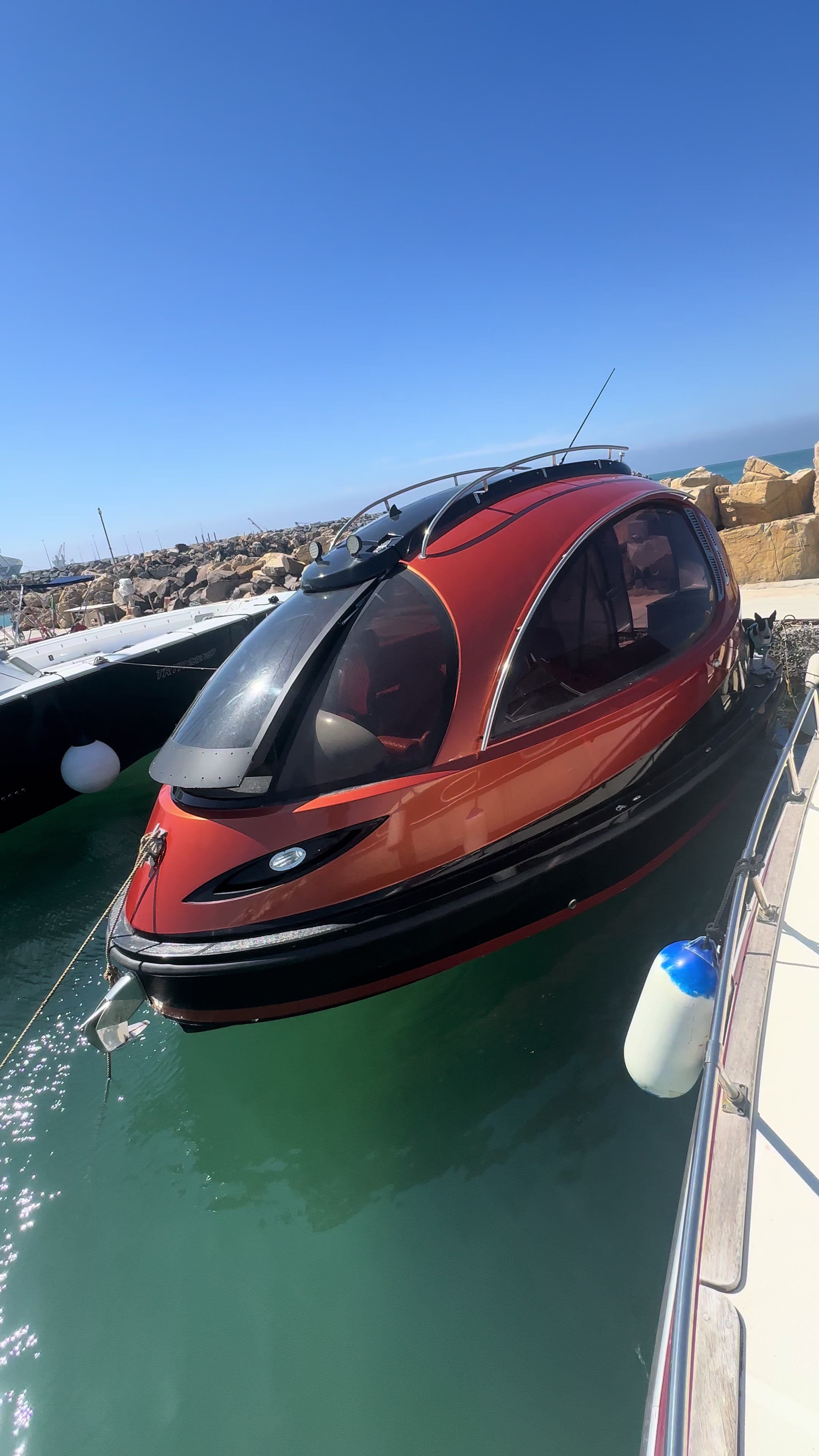 @Jet Capsule