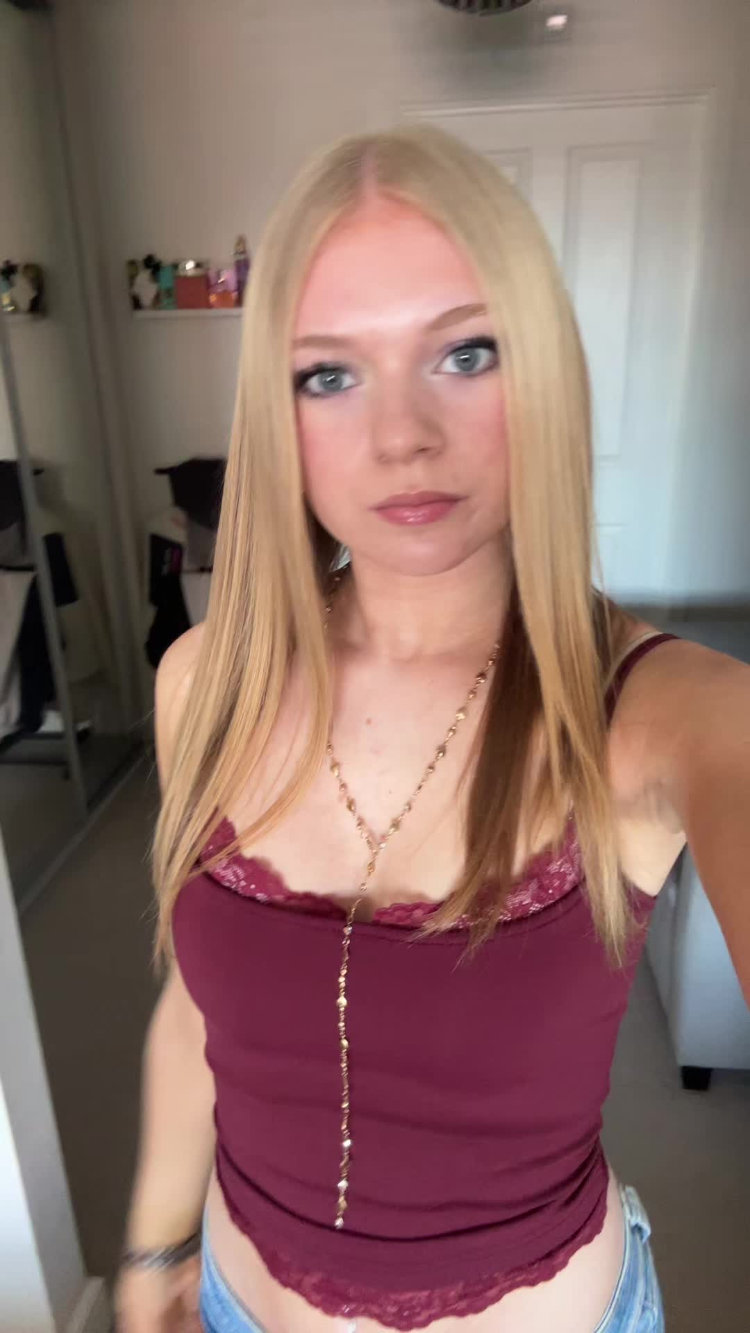 @lily