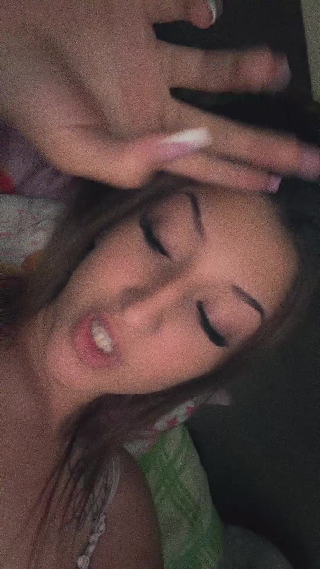 @Nessza