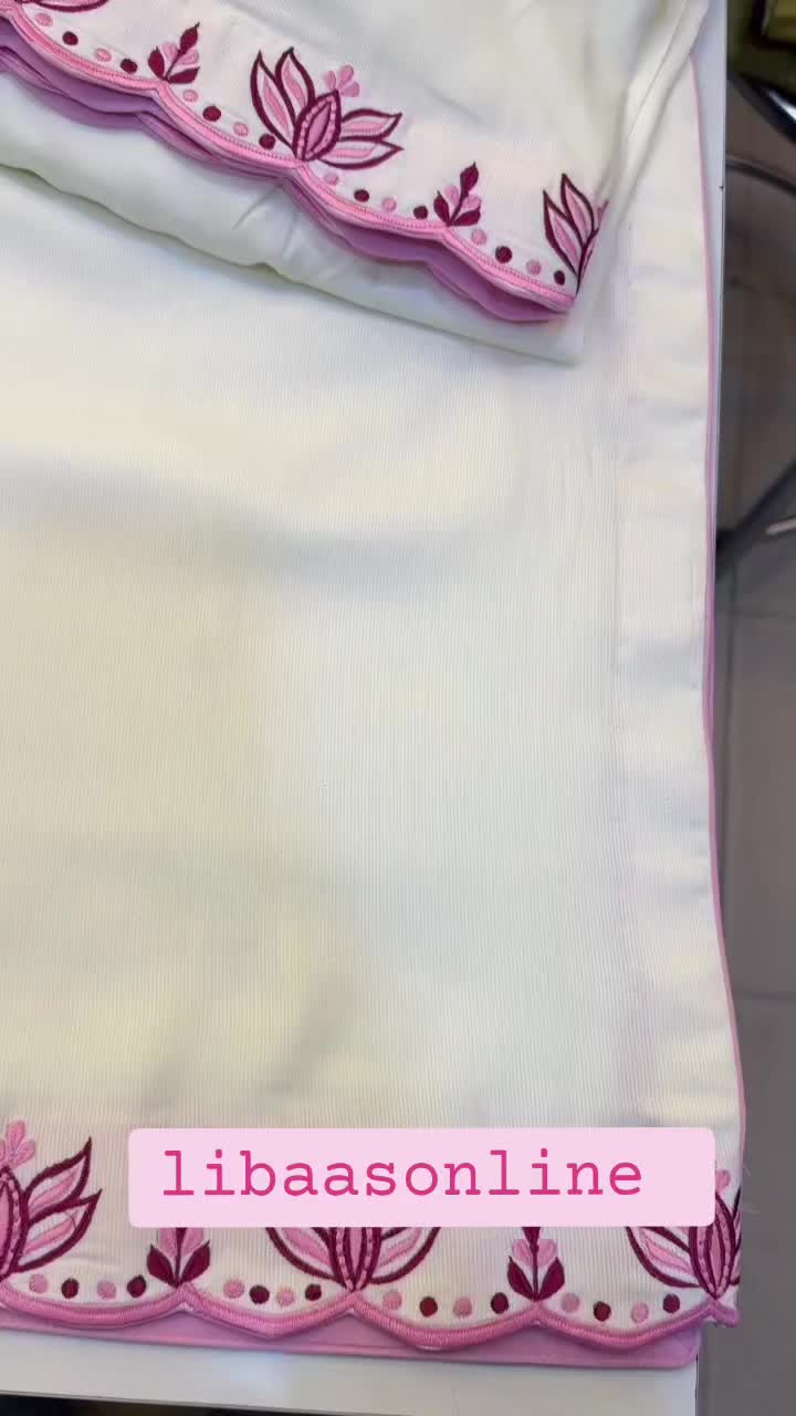@ਲਿਬਾਸ by ਕੌਰ