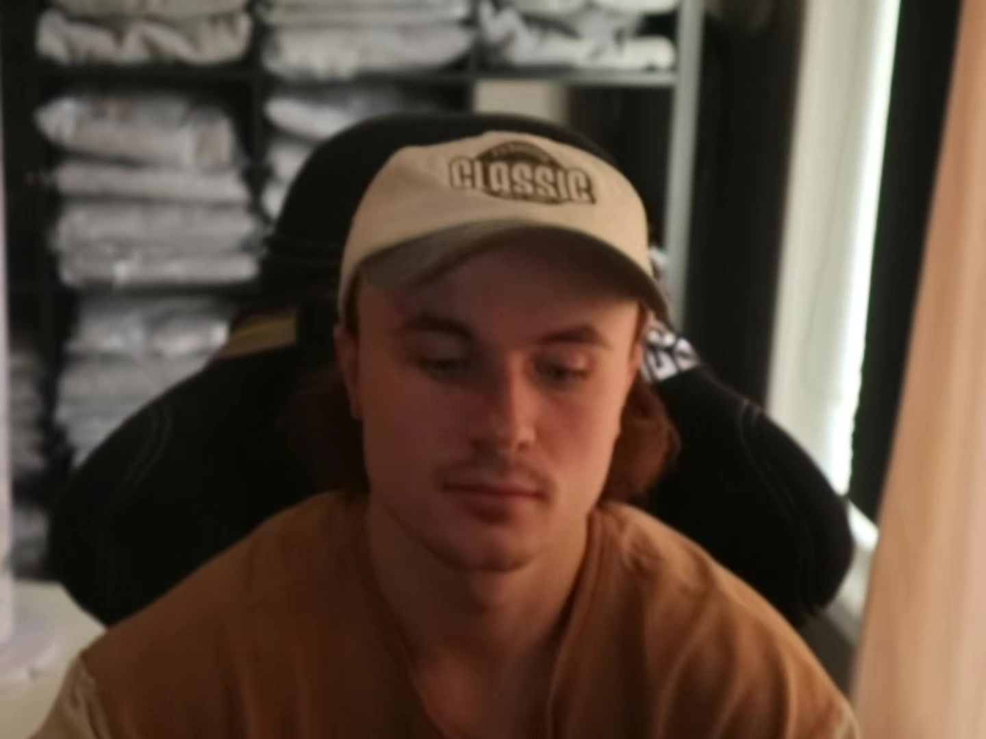 @tobias