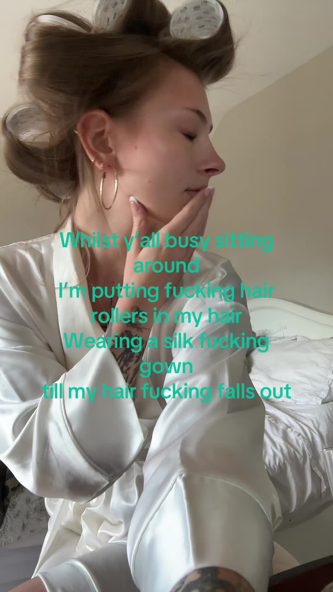 @chloella