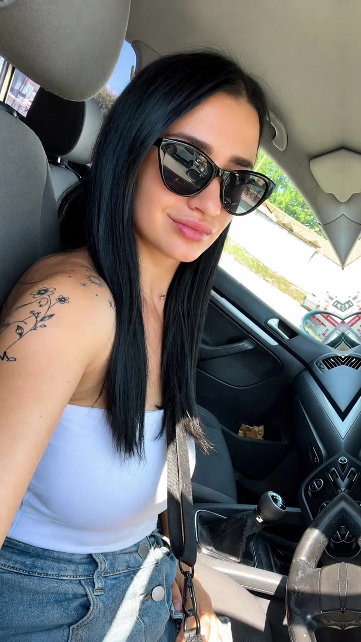 @VANESSA