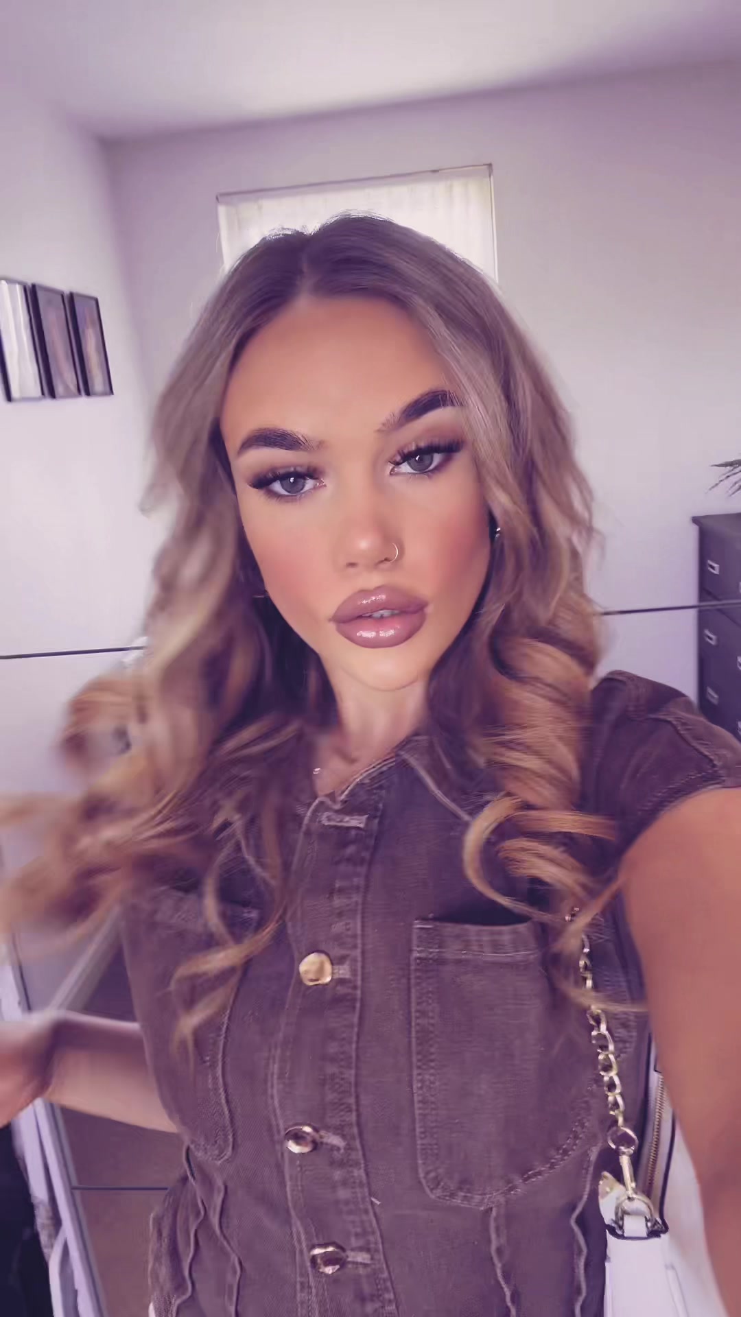 @Laralou