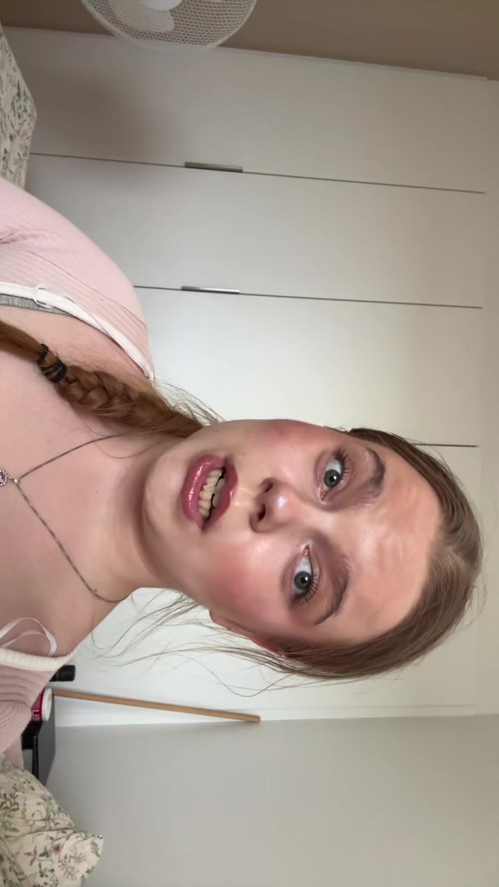 @Ella🤍🩷