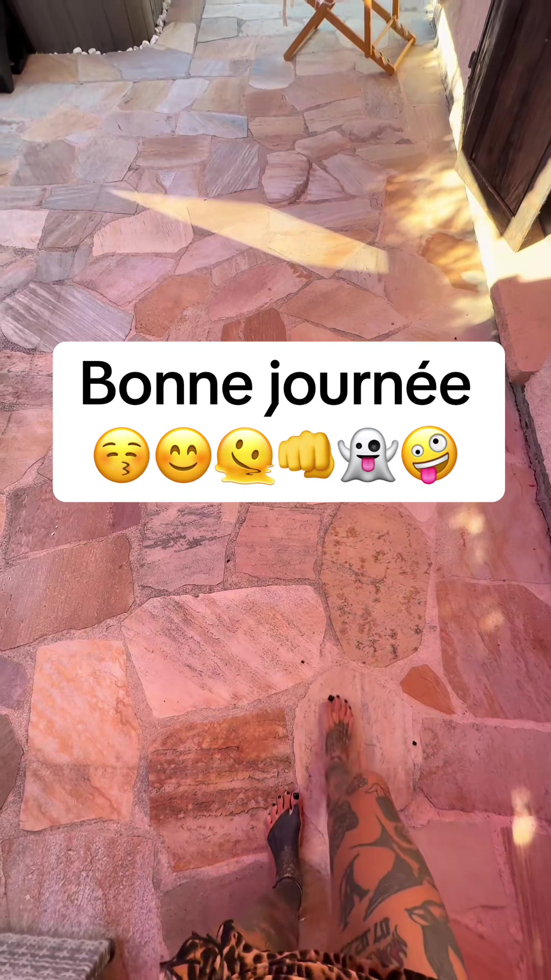 @☮️ana☮️
