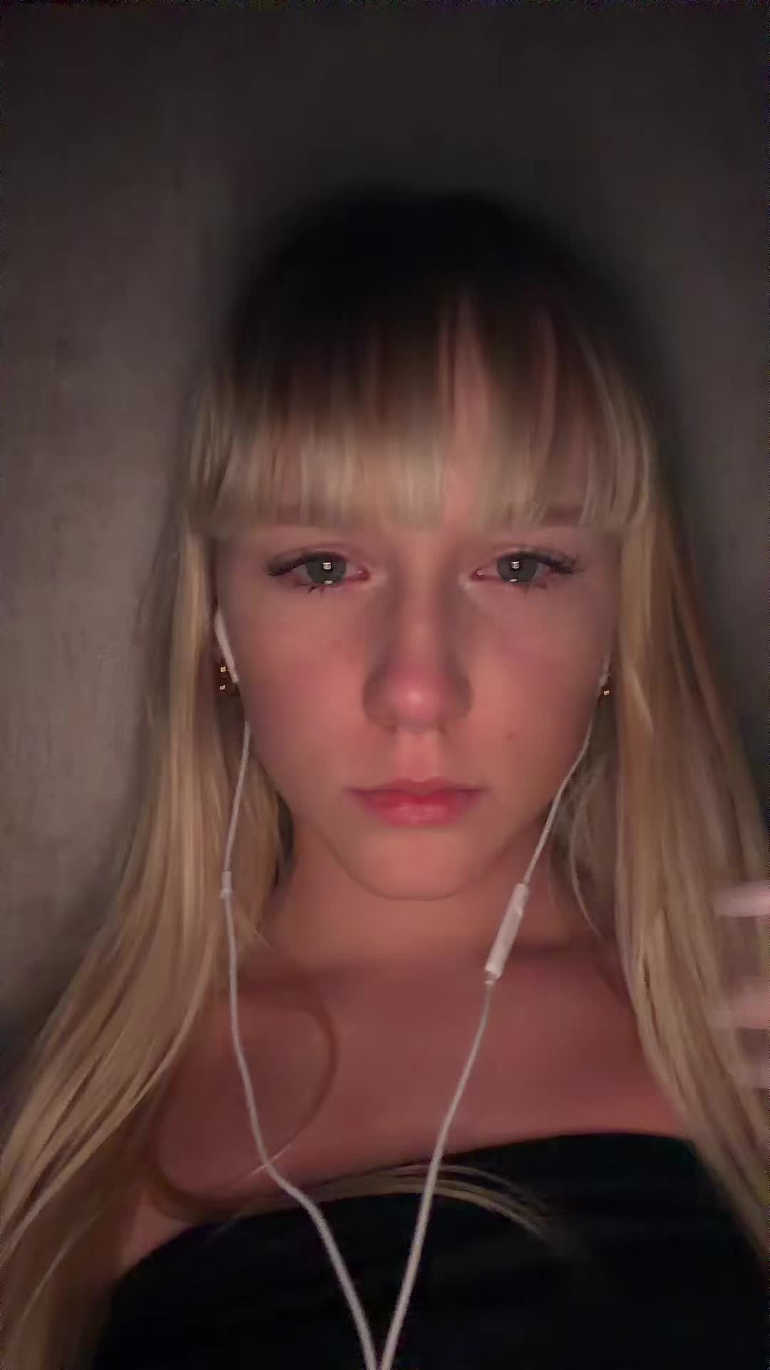 @ᒪEᒍᗩ 👀