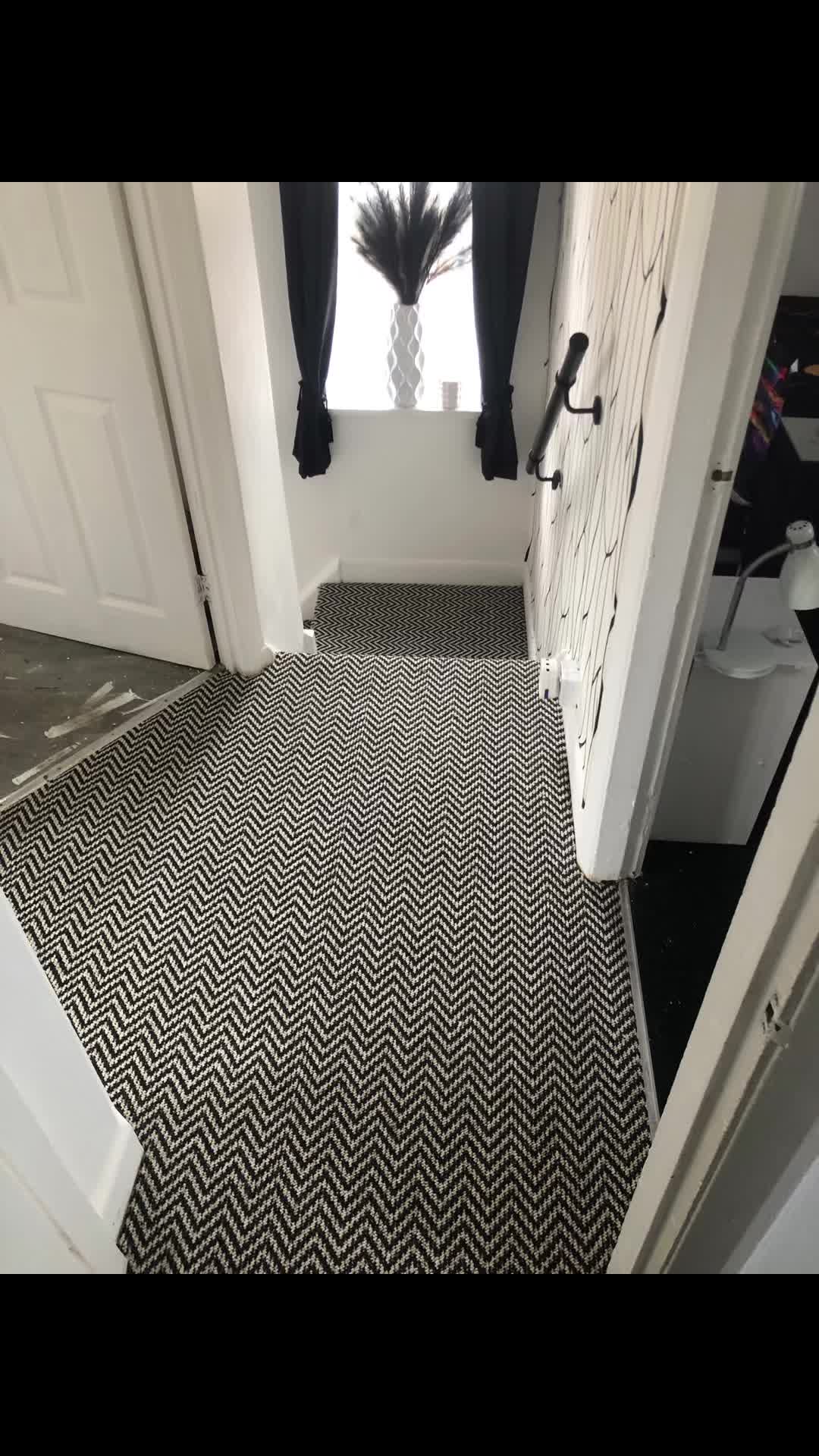 @Local lay flooring
