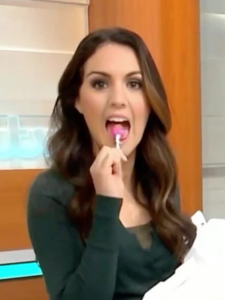 @Celebrity_Babes