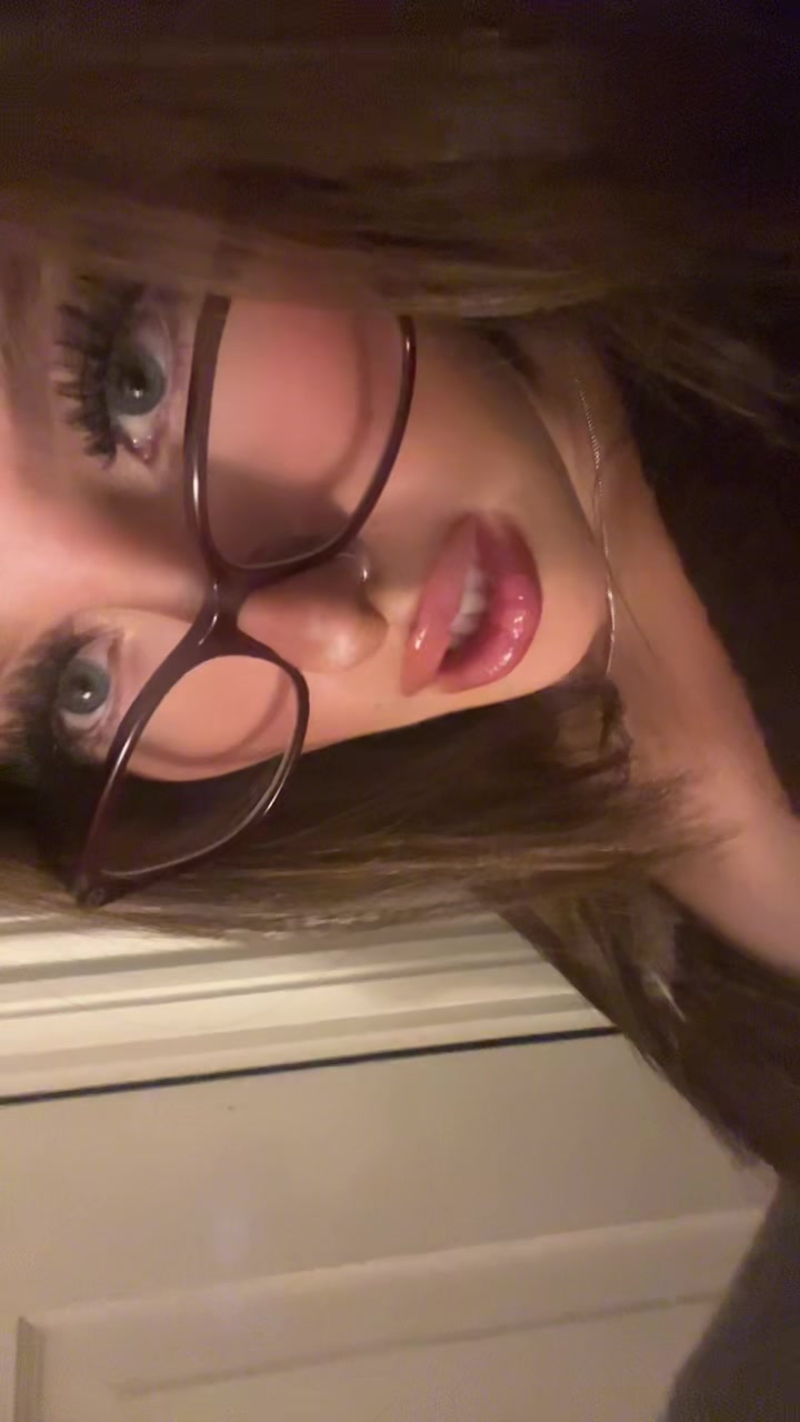 @megs🤠