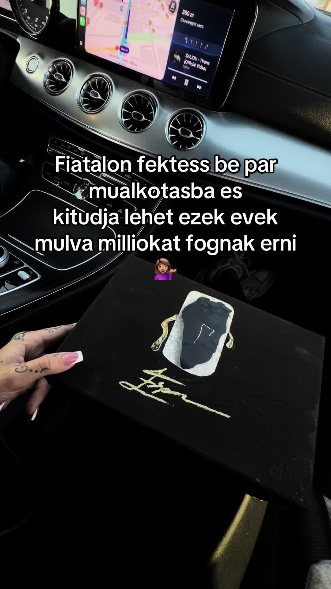 @mezeiklaudia_