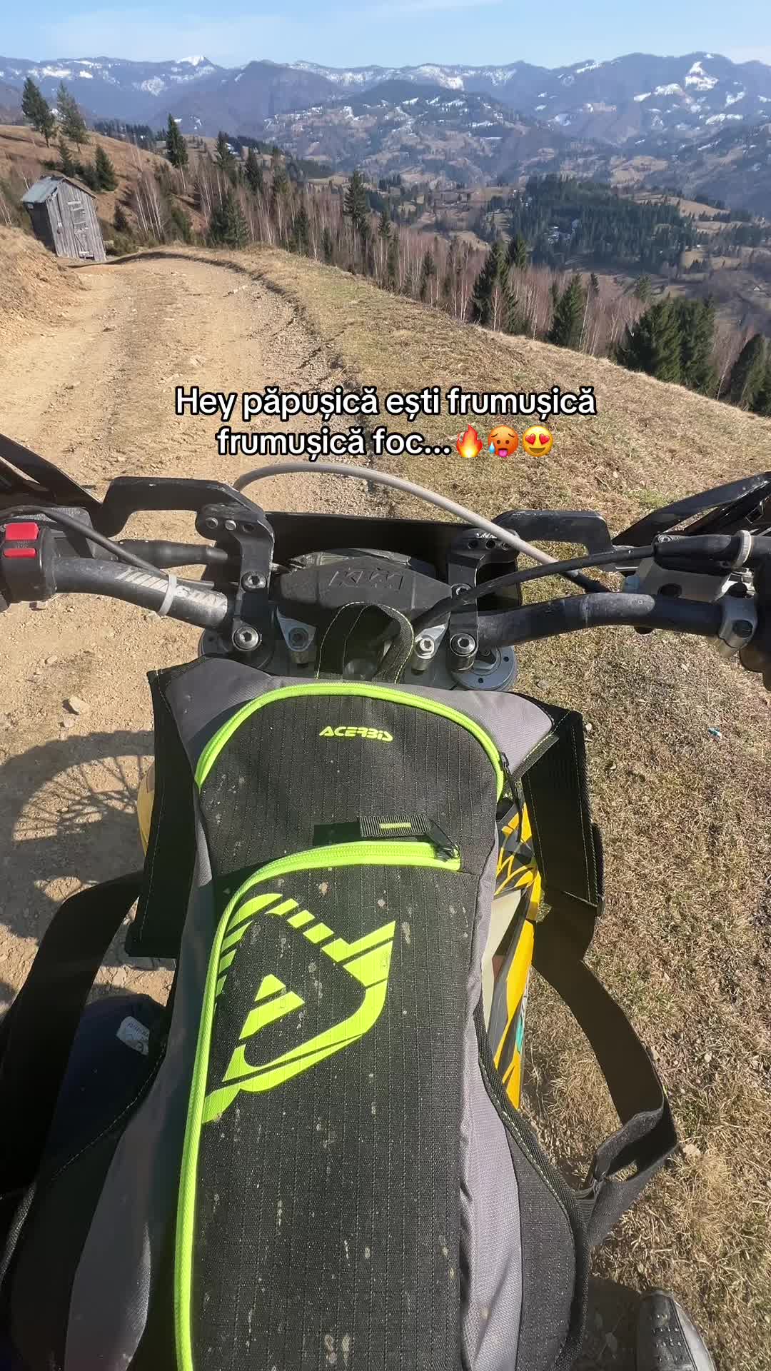 @𝚈𝚅𝙰𝙽