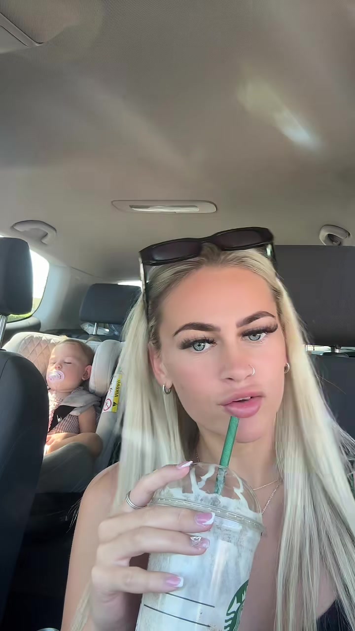 @Chlo 🧸
