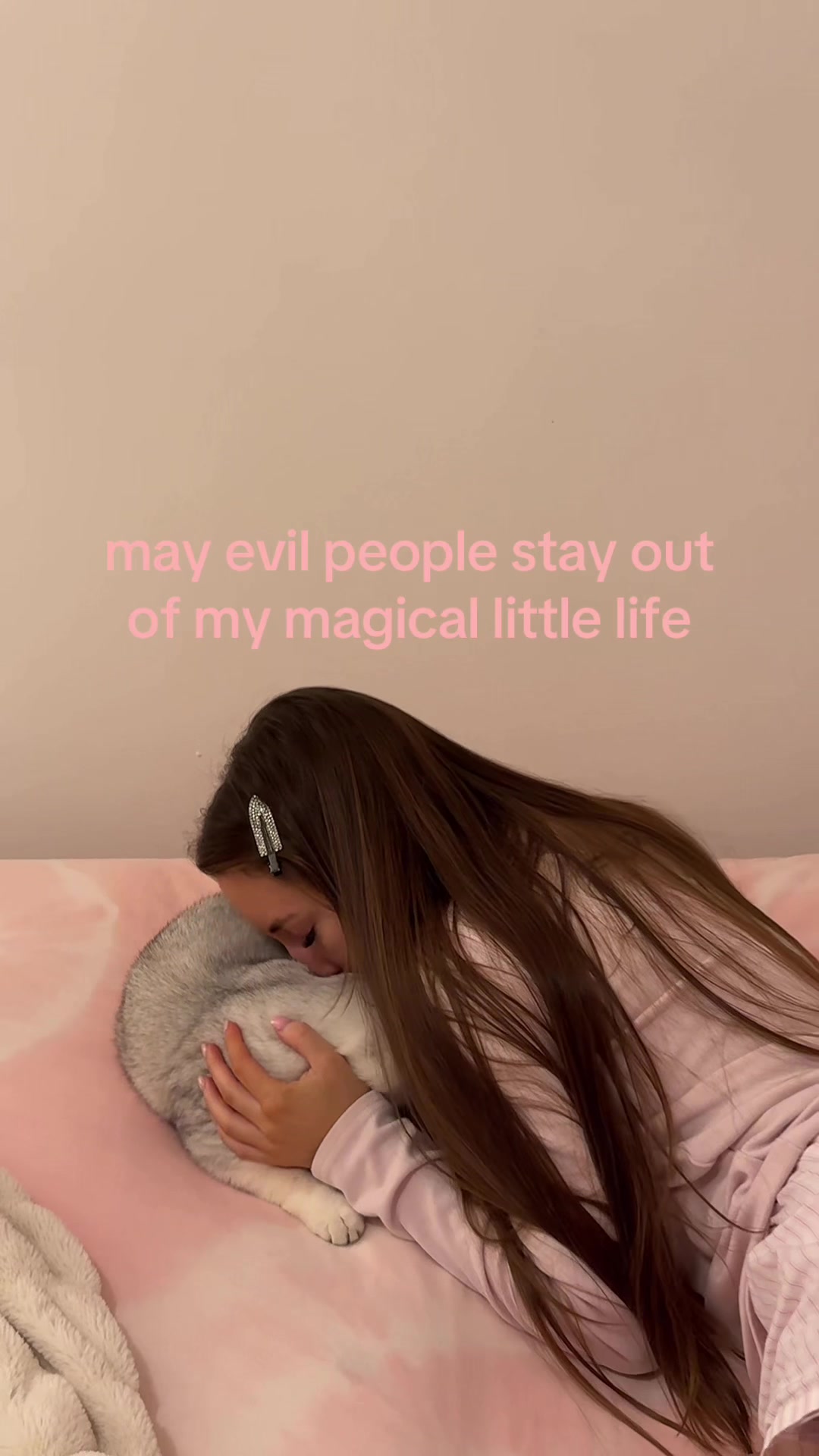 @miakalebichughes