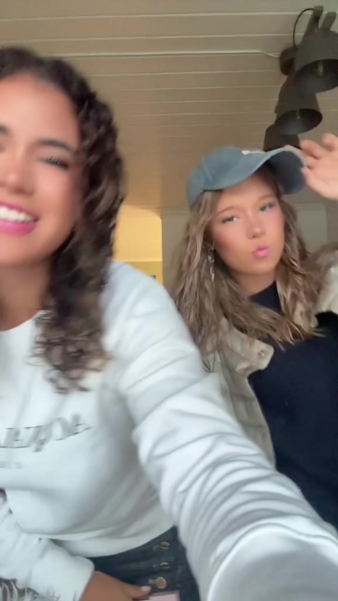 @SOPHIE VALENTINA