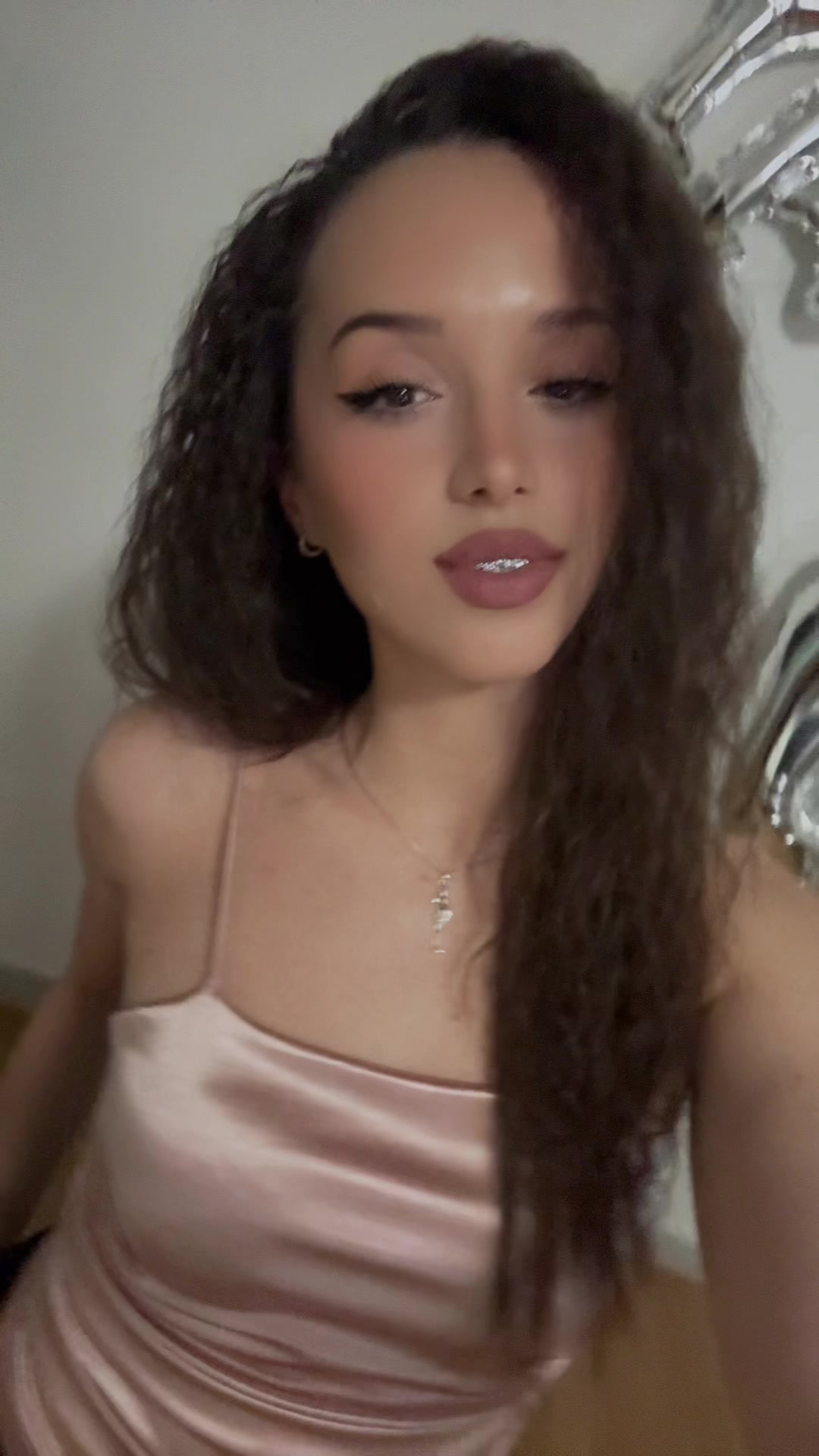 @NIKOVA