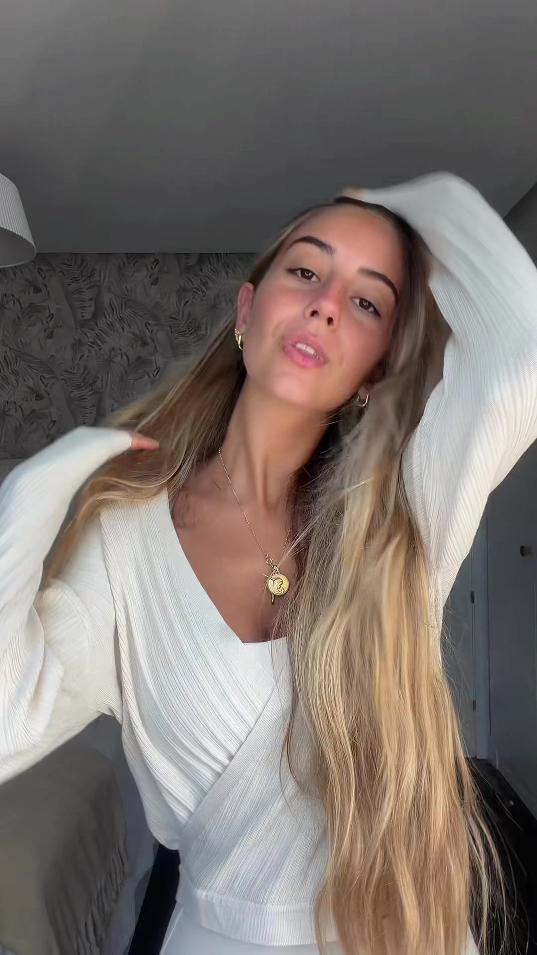 @Isa