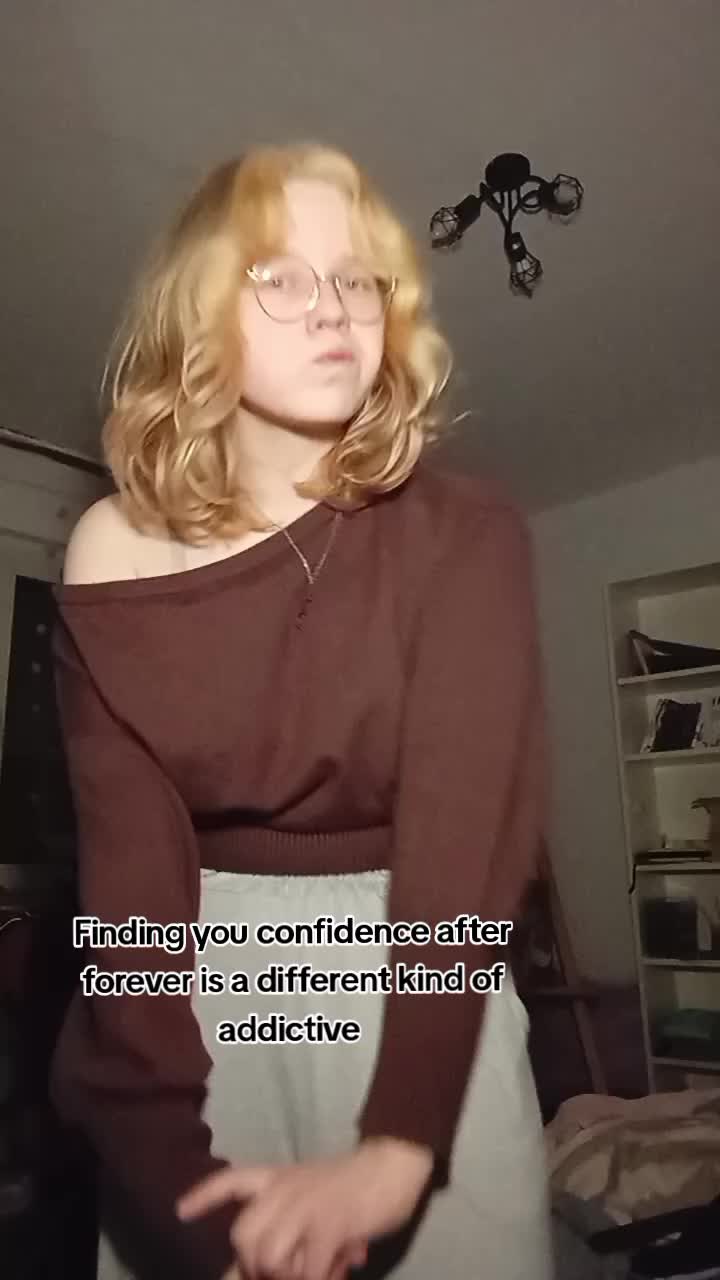 @Mia_loves_cats
