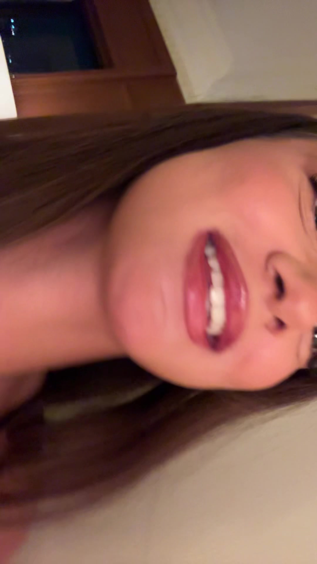 @claudia