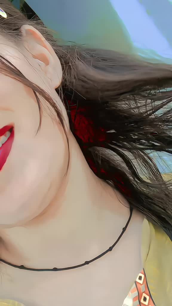 @༺ 🍁𝑬𝒚𝒆𝒔 𝒒𝒖𝒆𝒆𝒏🍁 ༻