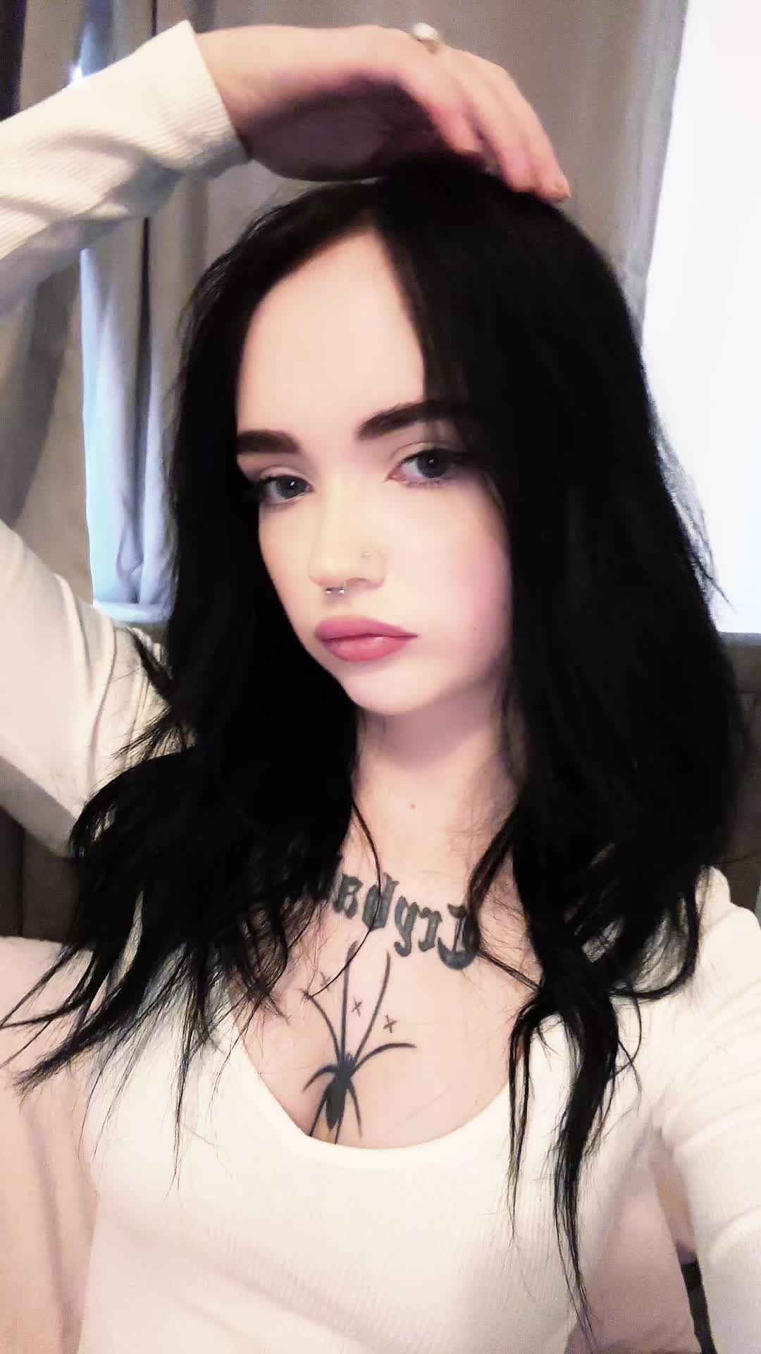 @ᴹᵉᵒʷ