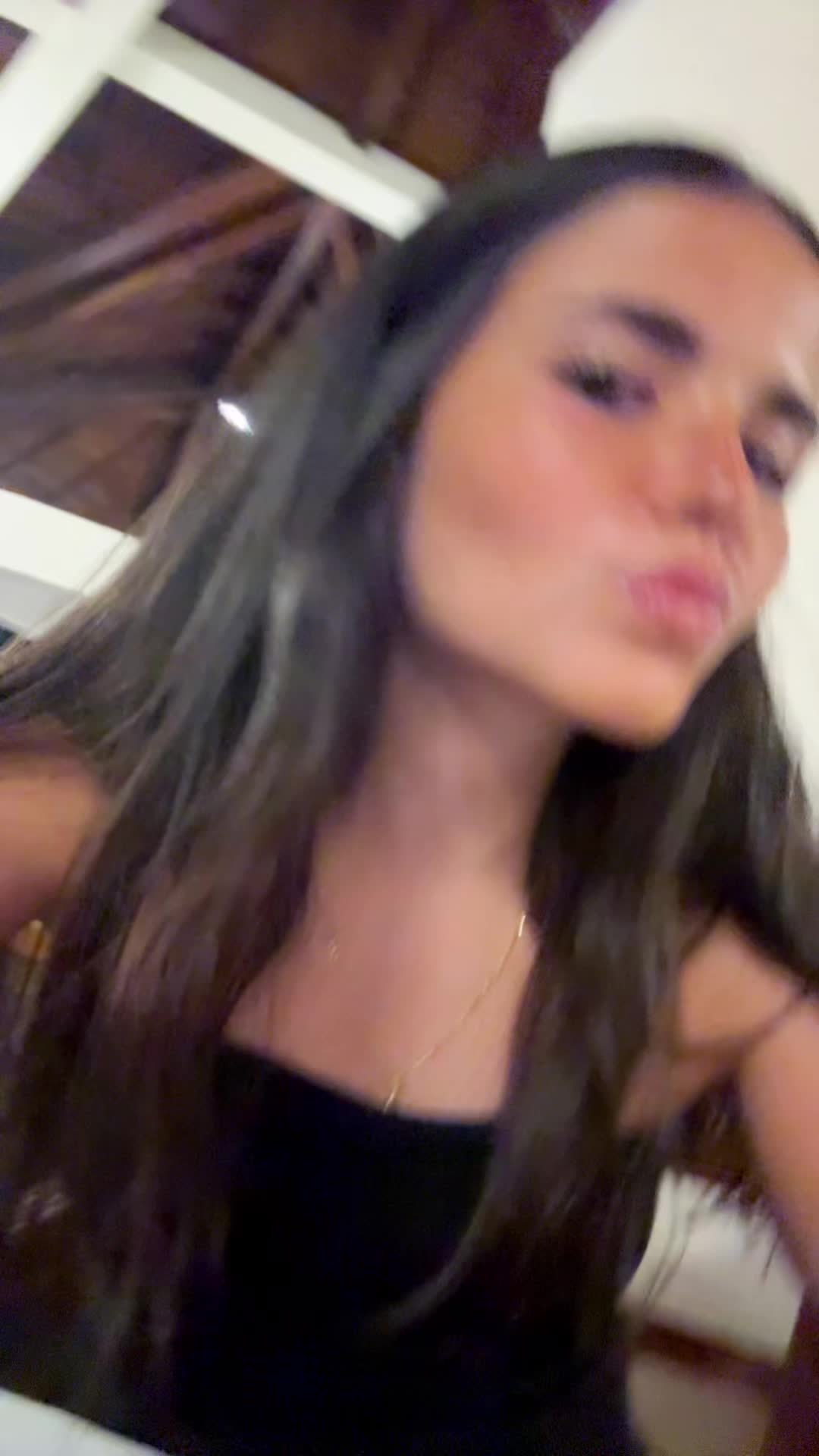 @elenita