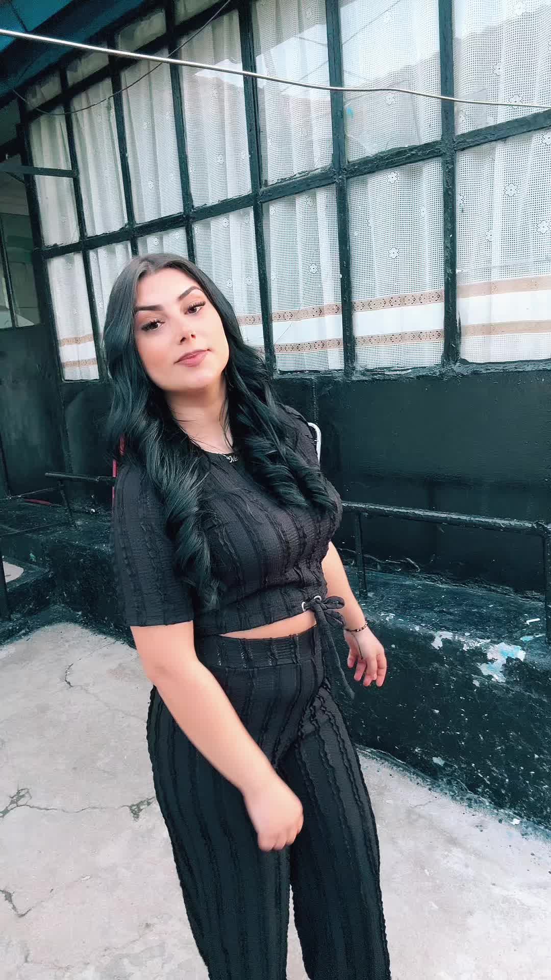 @Ани..🖤🐆