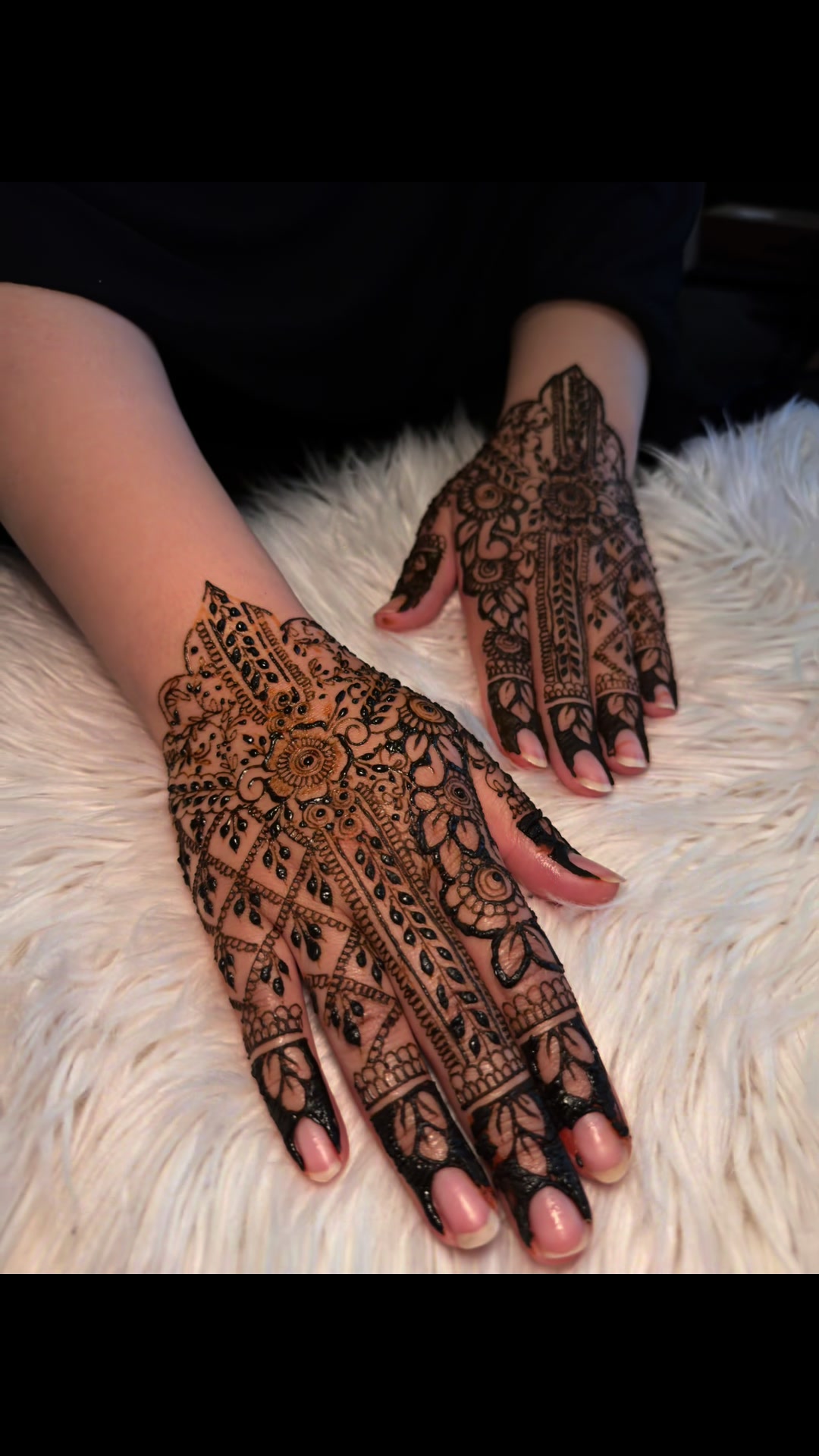 @Sanaasmehndi